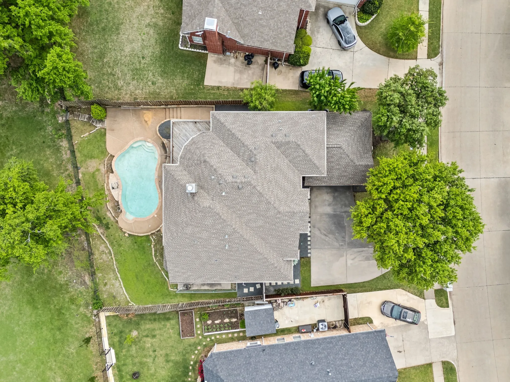 Single Family Residence For Sale in Denton County , 3645 Cottonwood Springs Drive, The Colony, Texas 75056, 5 Bedroom, 3 Bathroom, 2 Garage spaces, 3,378 Sqft, built in 1997, mls#21233829, Real Estate Agent in The Colony, Homes For Sale in Denton county, Homes For Sale in The Colony, Realtor in The Colony Texas, Real Estate Brokerage Independent Realty Texas, Luminita Cordes Realtor