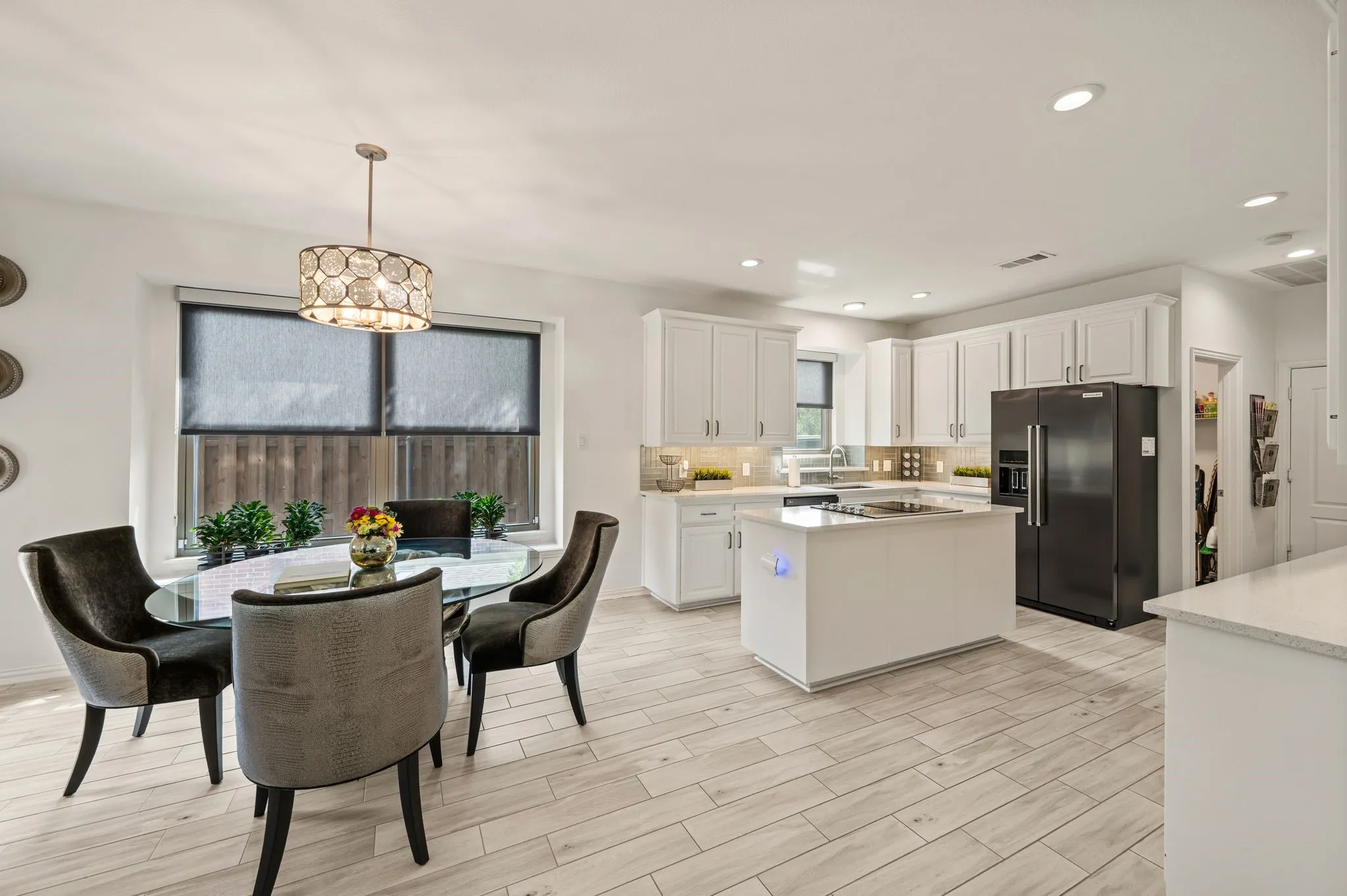 Single Family Residence For Sale in Denton County , 3645 Cottonwood Springs Drive, The Colony, Texas 75056, 5 Bedroom, 3 Bathroom, 2 Garage spaces, 3,378 Sqft, built in 1997, mls#21233829, Real Estate Agent in The Colony, Homes For Sale in Denton county, Homes For Sale in The Colony, Realtor in The Colony Texas, Real Estate Brokerage Independent Realty Texas, Luminita Cordes Realtor