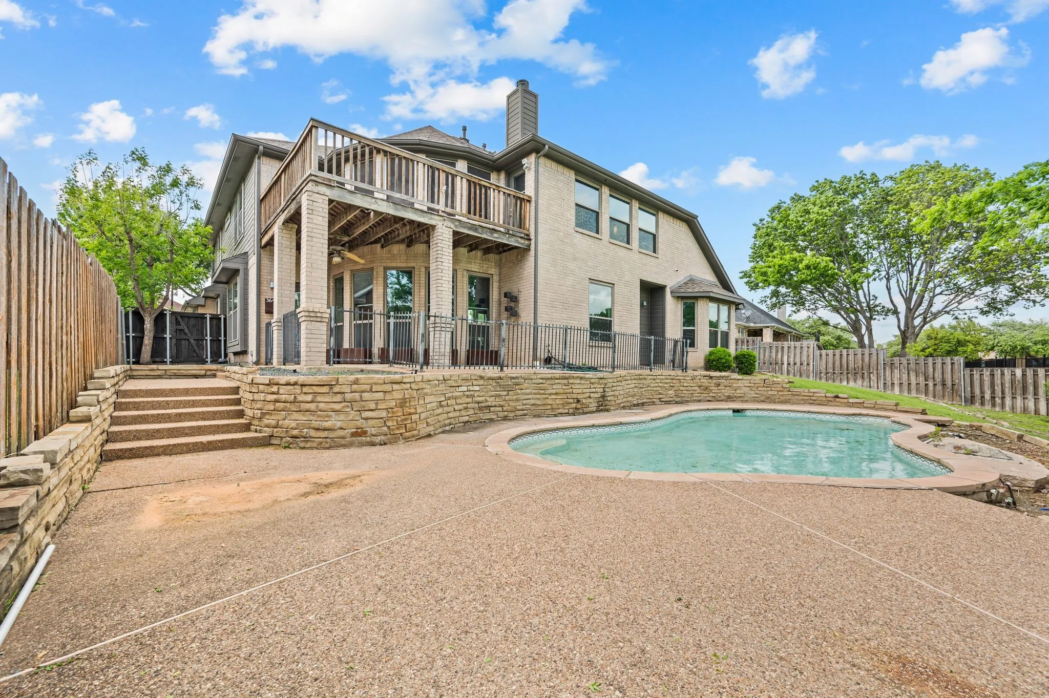 Single Family Residence For Sale in Denton County , 3645 Cottonwood Springs Drive, The Colony, Texas 75056, 5 Bedroom, 3 Bathroom, 2 Garage spaces, 3,378 Sqft, built in 1997, mls#21233829, Real Estate Agent in The Colony, Homes For Sale in Denton county, Homes For Sale in The Colony, Realtor in The Colony Texas, Real Estate Brokerage Independent Realty Texas, Luminita Cordes Realtor