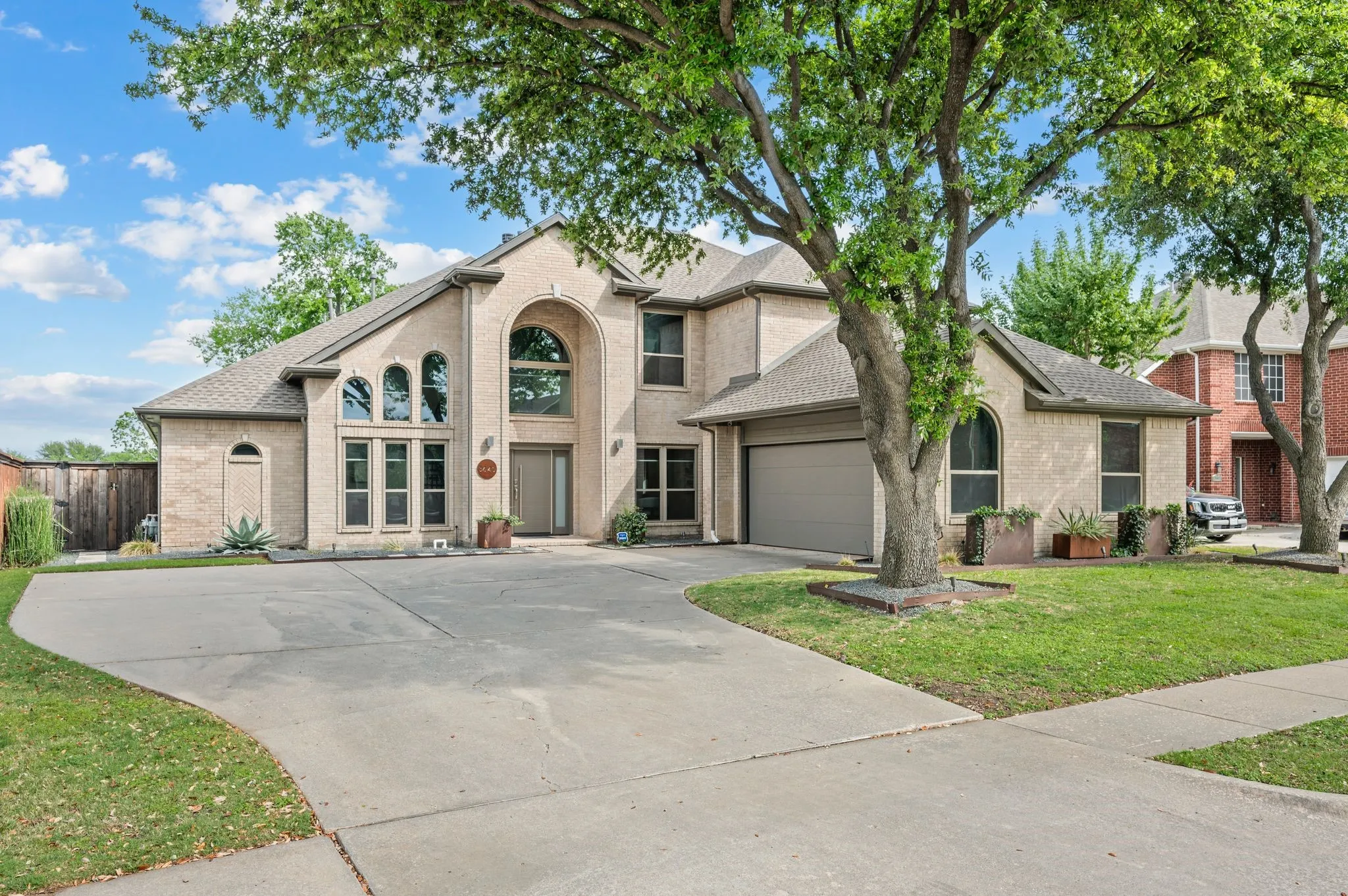 Single Family Residence For Sale in Denton County , 3645 Cottonwood Springs Drive, The Colony, Texas 75056, 5 Bedroom, 3 Bathroom, 2 Garage spaces, 3,378 Sqft, built in 1997, mls#21233829, Real Estate Agent in The Colony, Homes For Sale in Denton county, Homes For Sale in The Colony, Realtor in The Colony Texas, Real Estate Brokerage Independent Realty Texas, Luminita Cordes Realtor