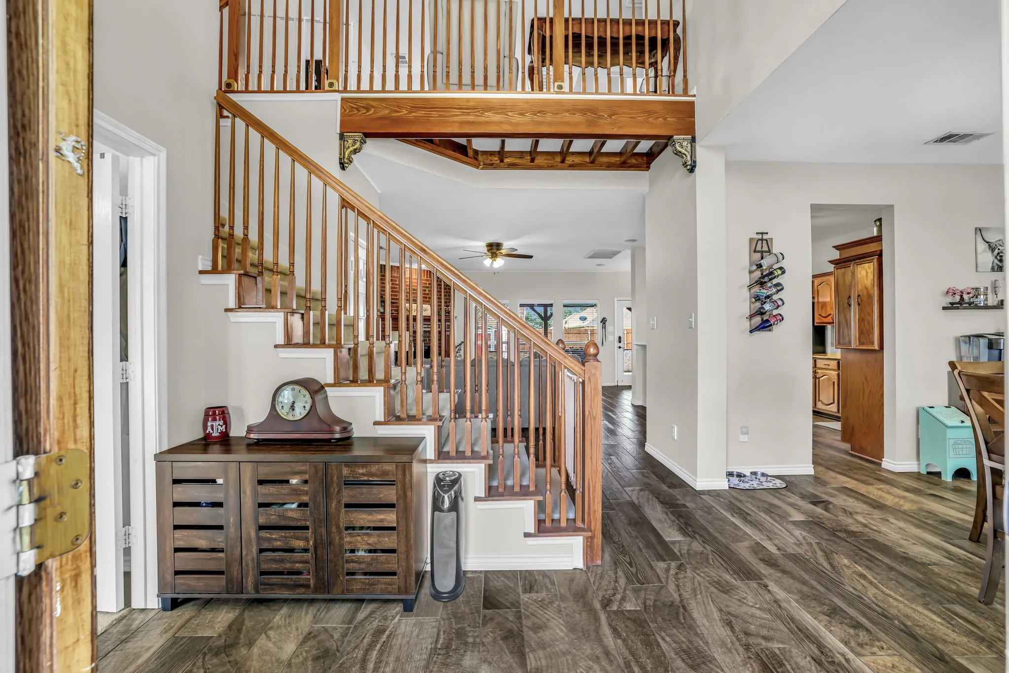 Single Family Residence For Sale in Collin County , 1216 Majestic Way, Wylie, Texas 75098, 3 Bedroom, 3 Bathroom, 2 Garage spaces, 2,258 Sqft, built in 2006, Preowned, mls#21233826, Real Estate Agent in Wylie, Homes For Sale in Collin county, Homes For Sale in Wylie, Realtor in Wylie Texas, Real Estate Brokerage Independent Realty Texas, Luminita Cordes Realtor
