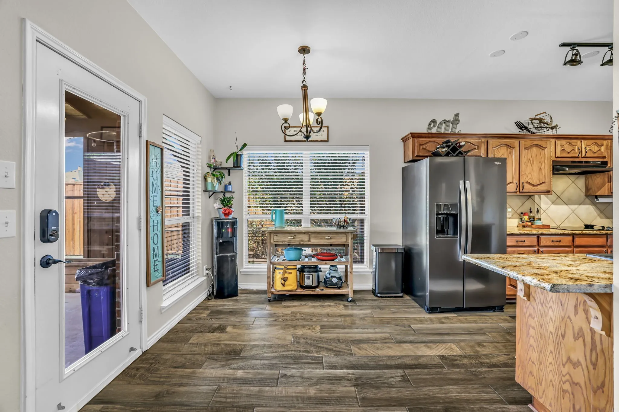 Single Family Residence For Sale in Collin County , 1216 Majestic Way, Wylie, Texas 75098, 3 Bedroom, 3 Bathroom, 2 Garage spaces, 2,258 Sqft, built in 2006, Preowned, mls#21233826, Real Estate Agent in Wylie, Homes For Sale in Collin county, Homes For Sale in Wylie, Realtor in Wylie Texas, Real Estate Brokerage Independent Realty Texas, Luminita Cordes Realtor
