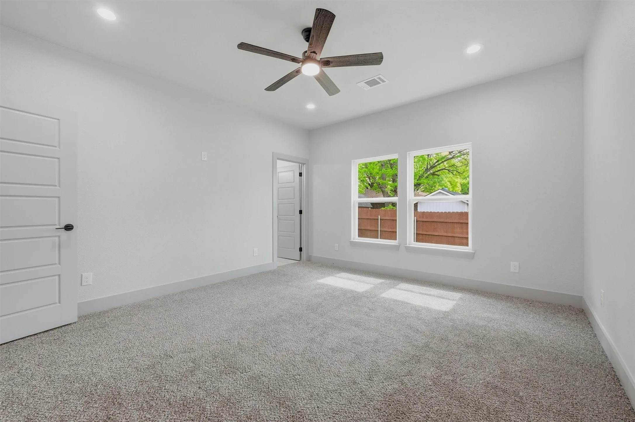 Single Family Residence For Sale in Grayson County , 1015 Holiday, Sherman, Texas 75090, 4 Bedroom, 3 Bathroom, 2 Garage spaces, 1,843 Sqft, built in 2025, mls#21234060, Real Estate Agent in Sherman, Homes For Sale in Grayson county, Homes For Sale in Sherman, Realtor in Sherman Texas, Real Estate Brokerage Independent Realty Texas, Luminita Cordes Realtor