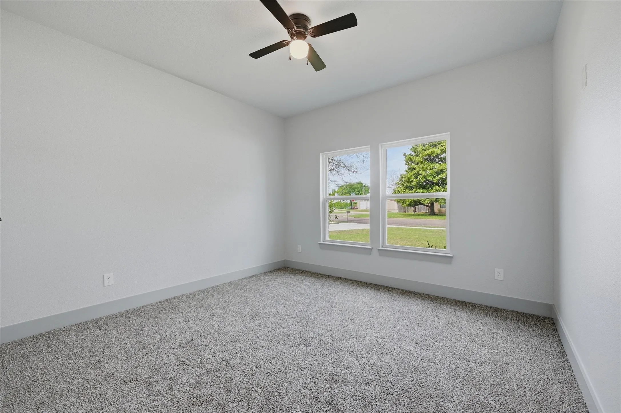 Single Family Residence For Sale in Grayson County , 1015 Holiday, Sherman, Texas 75090, 4 Bedroom, 3 Bathroom, 2 Garage spaces, 1,843 Sqft, built in 2025, mls#21234060, Real Estate Agent in Sherman, Homes For Sale in Grayson county, Homes For Sale in Sherman, Realtor in Sherman Texas, Real Estate Brokerage Independent Realty Texas, Luminita Cordes Realtor