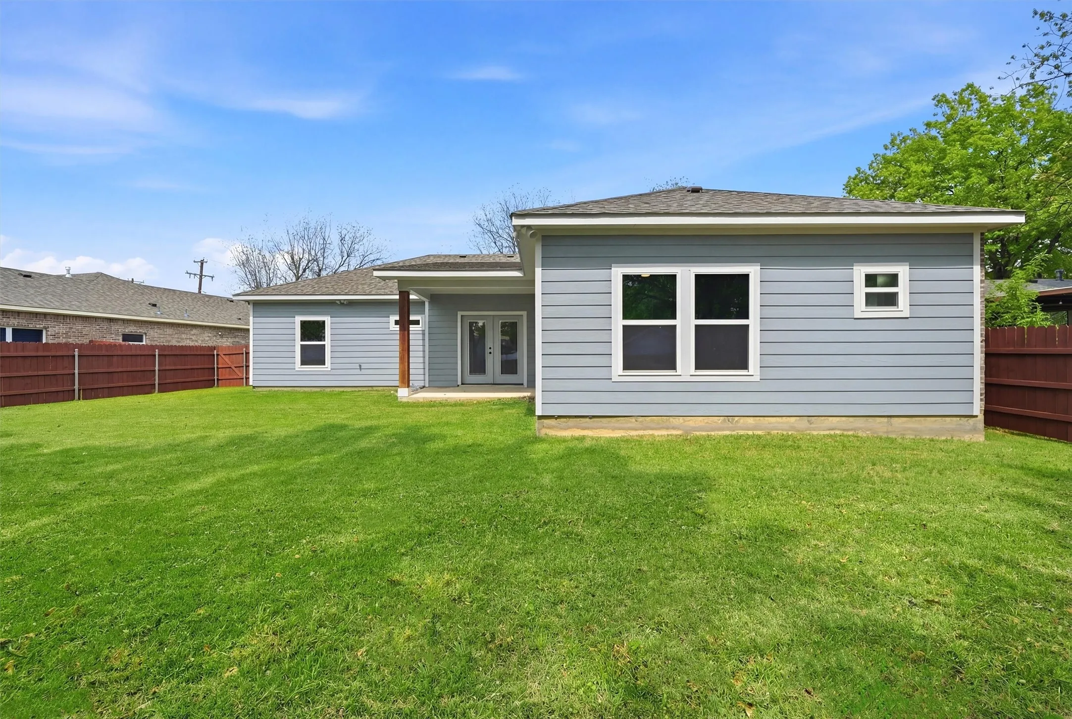 Single Family Residence For Sale in Grayson County , 1015 Holiday, Sherman, Texas 75090, 4 Bedroom, 3 Bathroom, 2 Garage spaces, 1,843 Sqft, built in 2025, mls#21234060, Real Estate Agent in Sherman, Homes For Sale in Grayson county, Homes For Sale in Sherman, Realtor in Sherman Texas, Real Estate Brokerage Independent Realty Texas, Luminita Cordes Realtor