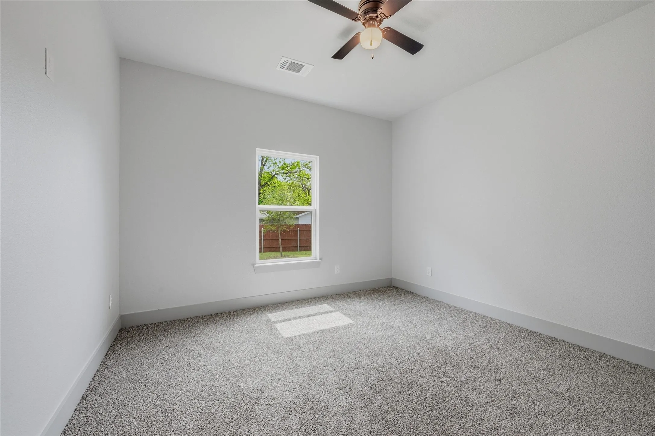 Single Family Residence For Sale in Grayson County , 1015 Holiday, Sherman, Texas 75090, 4 Bedroom, 3 Bathroom, 2 Garage spaces, 1,843 Sqft, built in 2025, mls#21234060, Real Estate Agent in Sherman, Homes For Sale in Grayson county, Homes For Sale in Sherman, Realtor in Sherman Texas, Real Estate Brokerage Independent Realty Texas, Luminita Cordes Realtor