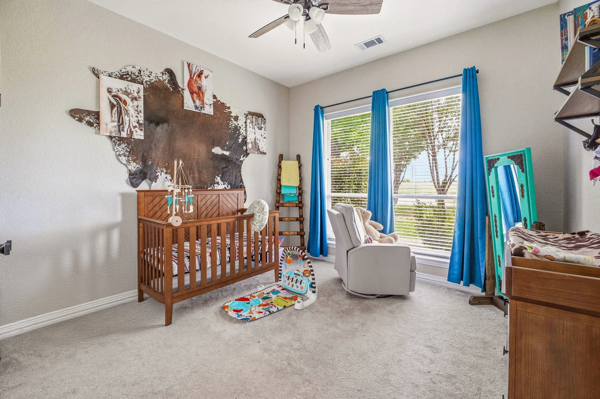 Single Family Residence For Sale in Hood County , 2450 Wood Road, Tolar, Texas 76476, 5 Bedroom, 3 Bathroom, 2 Garage spaces, 3,544 Sqft, built in 2005, Preowned, Price $1,420,000, mls#21233892, Real Estate Agent in Tolar, Homes For Sale in Hood county, Homes For Sale in Tolar, Realtor in Tolar Texas, Real Estate Brokerage Independent Realty Texas, Luminita Cordes Realtor
