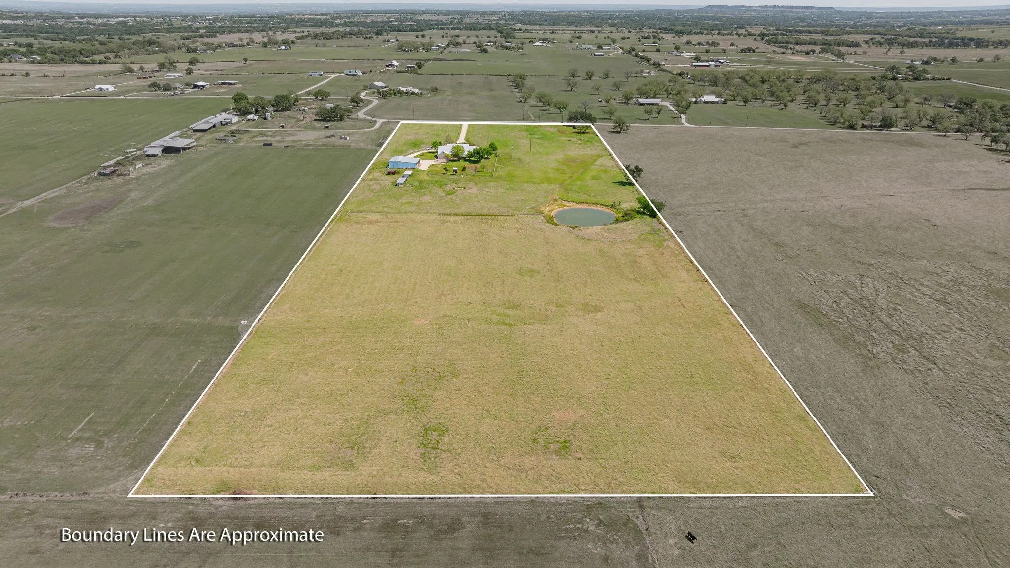 Single Family Residence For Sale in Hood County , 2450 Wood Road, Tolar, Texas 76476, 5 Bedroom, 3 Bathroom, 2 Garage spaces, 3,544 Sqft, built in 2005, Preowned, Price $1,420,000, mls#21233892, Real Estate Agent in Tolar, Homes For Sale in Hood county, Homes For Sale in Tolar, Realtor in Tolar Texas, Real Estate Brokerage Independent Realty Texas, Luminita Cordes Realtor