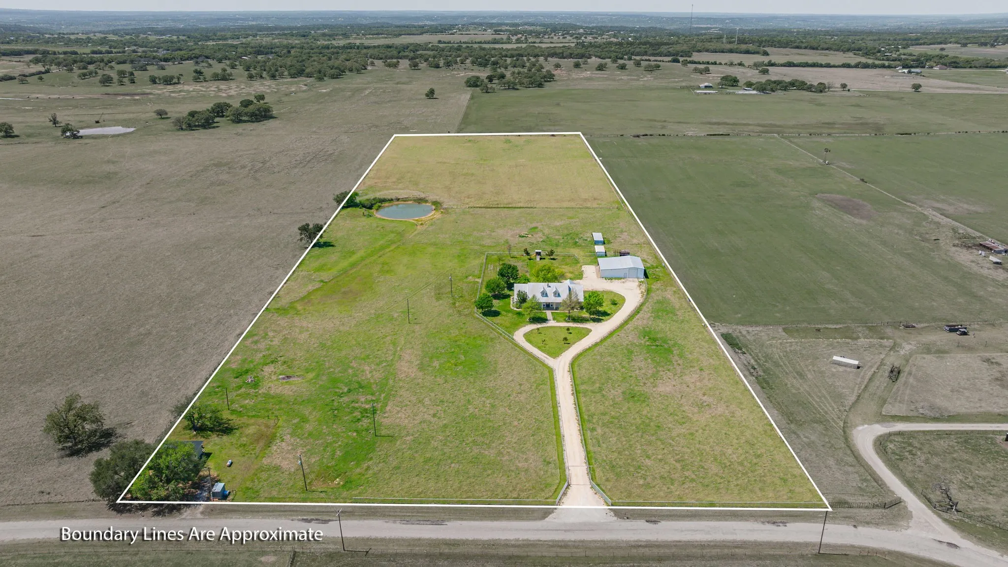 Single Family Residence For Sale in Hood County , 2450 Wood Road, Tolar, Texas 76476, 5 Bedroom, 3 Bathroom, 2 Garage spaces, 3,544 Sqft, built in 2005, Preowned, Price $1,420,000, mls#21233892, Real Estate Agent in Tolar, Homes For Sale in Hood county, Homes For Sale in Tolar, Realtor in Tolar Texas, Real Estate Brokerage Independent Realty Texas, Luminita Cordes Realtor