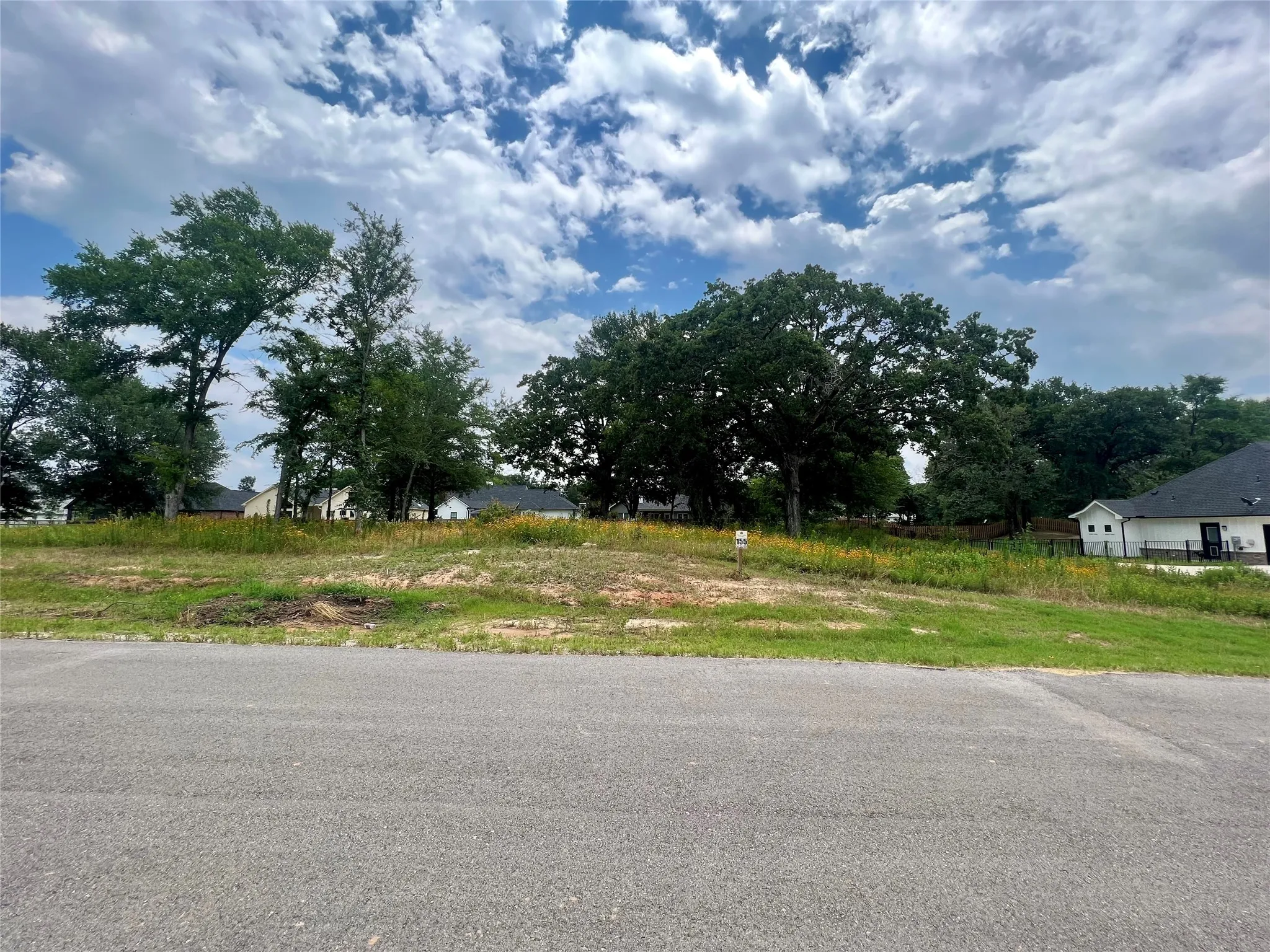 Unimproved Land For Sale in Kaufman County , 711 Clubview Drive, Mabank, Texas 75143, 0, 0, Garage spaces, 0 Sqft, built in 0, mls#21234110, Real Estate Agent in Mabank, Homes For Sale in Kaufman county, Homes For Sale in Mabank, Realtor in Mabank Texas, Real Estate Brokerage Independent Realty Texas, Luminita Cordes Realtor