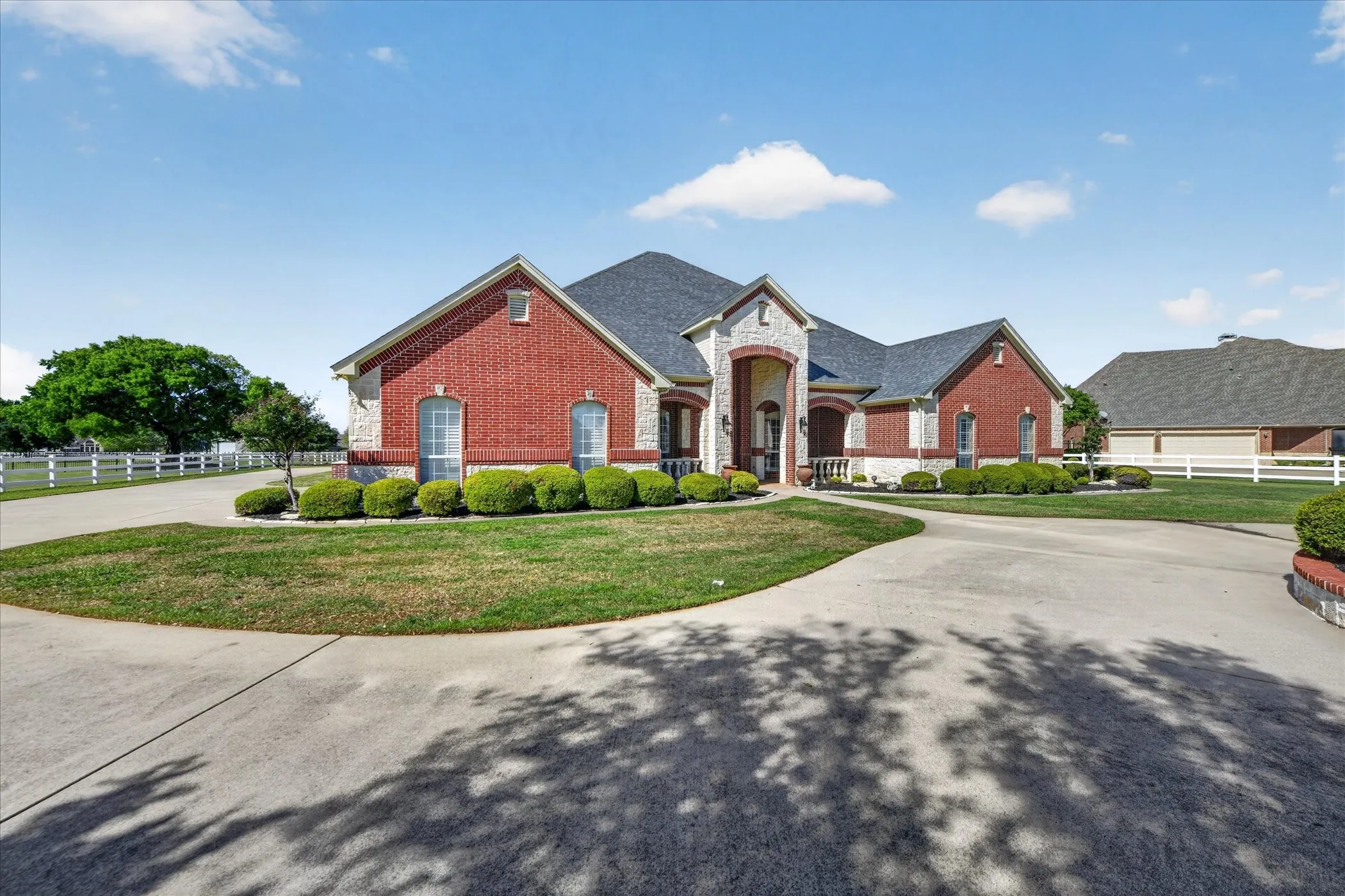 Single Family Residence For Sale in Tarrant County , 1812 Willow Springs Court, Haslet, Texas 76052, 4 Bedroom, 5 Bathroom, 3 Garage spaces, 4,610 Sqft, built in 2001, Preowned, Price $950,000, mls#21234066, Real Estate Agent in Haslet, Homes For Sale in Tarrant county, Homes For Sale in Haslet, Realtor in Haslet Texas, Real Estate Brokerage Independent Realty Texas, Luminita Cordes Realtor