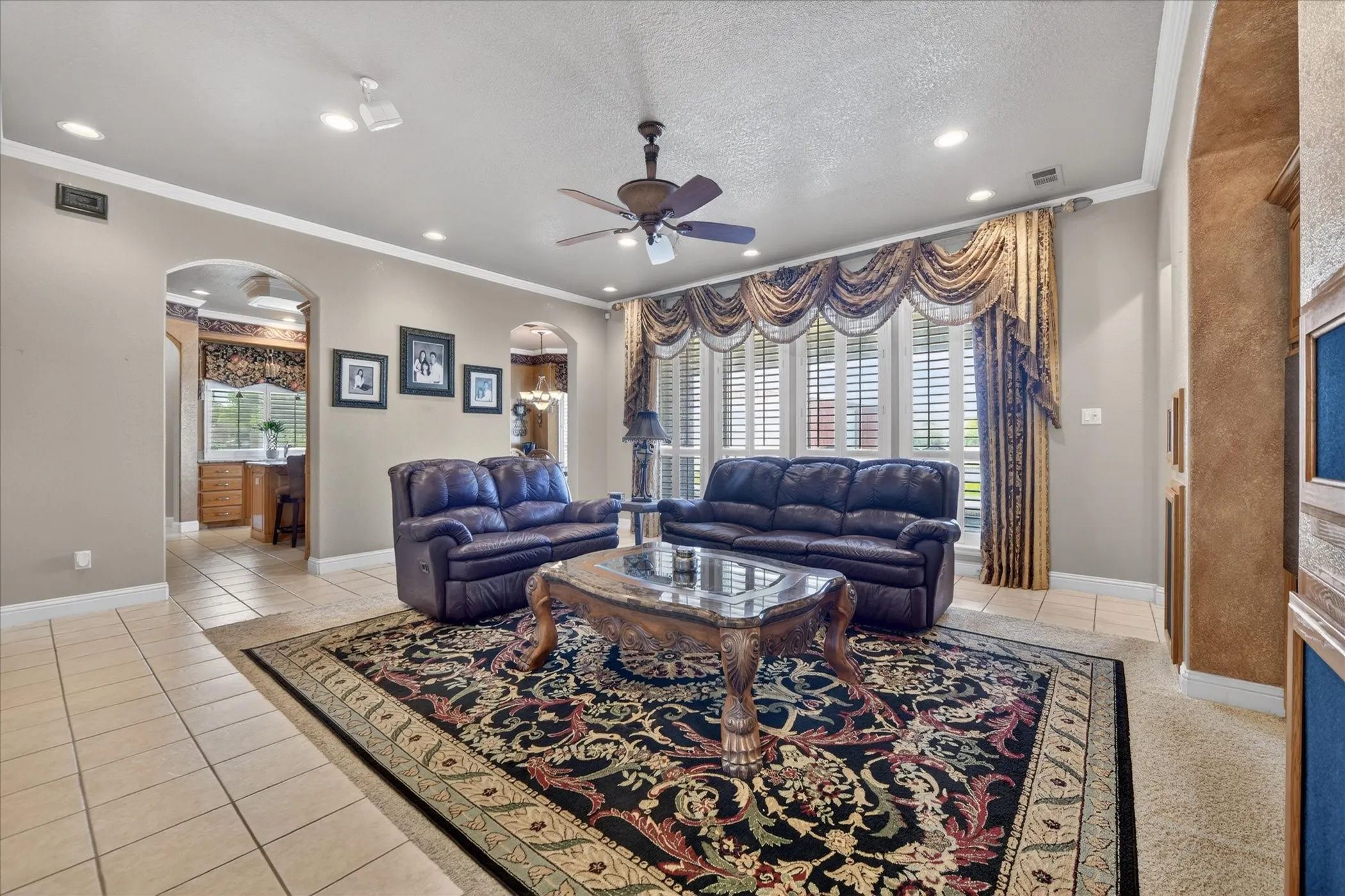 Single Family Residence For Sale in Tarrant County , 1812 Willow Springs Court, Haslet, Texas 76052, 4 Bedroom, 5 Bathroom, 3 Garage spaces, 4,610 Sqft, built in 2001, Preowned, Price $950,000, mls#21234066, Real Estate Agent in Haslet, Homes For Sale in Tarrant county, Homes For Sale in Haslet, Realtor in Haslet Texas, Real Estate Brokerage Independent Realty Texas, Luminita Cordes Realtor