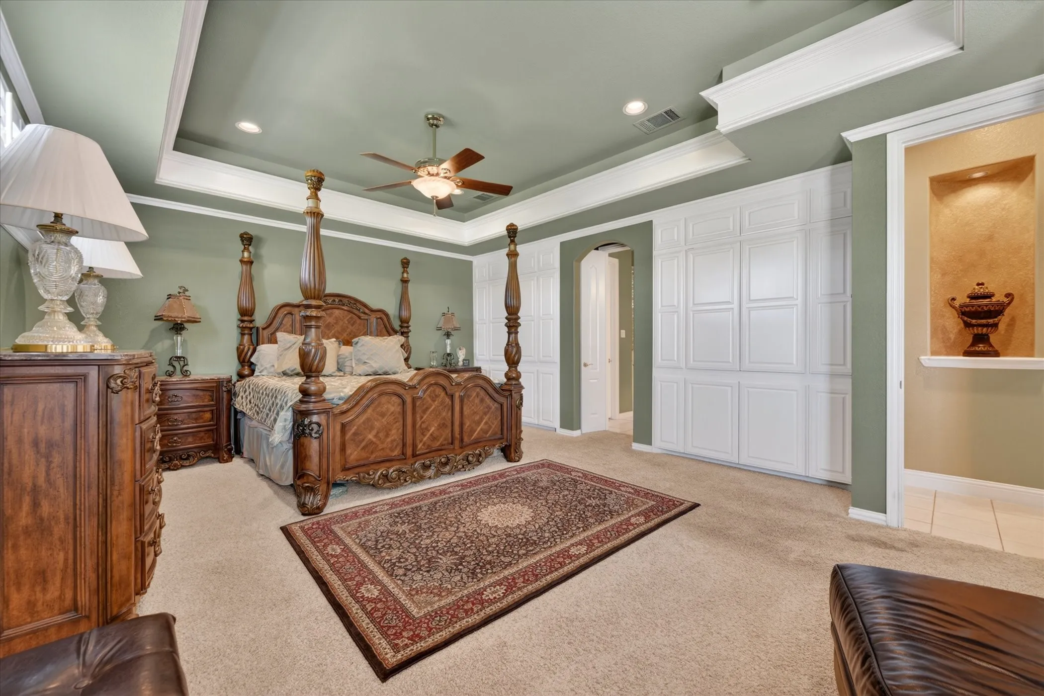 Single Family Residence For Sale in Tarrant County , 1812 Willow Springs Court, Haslet, Texas 76052, 4 Bedroom, 5 Bathroom, 3 Garage spaces, 4,610 Sqft, built in 2001, Preowned, Price $950,000, mls#21234066, Real Estate Agent in Haslet, Homes For Sale in Tarrant county, Homes For Sale in Haslet, Realtor in Haslet Texas, Real Estate Brokerage Independent Realty Texas, Luminita Cordes Realtor