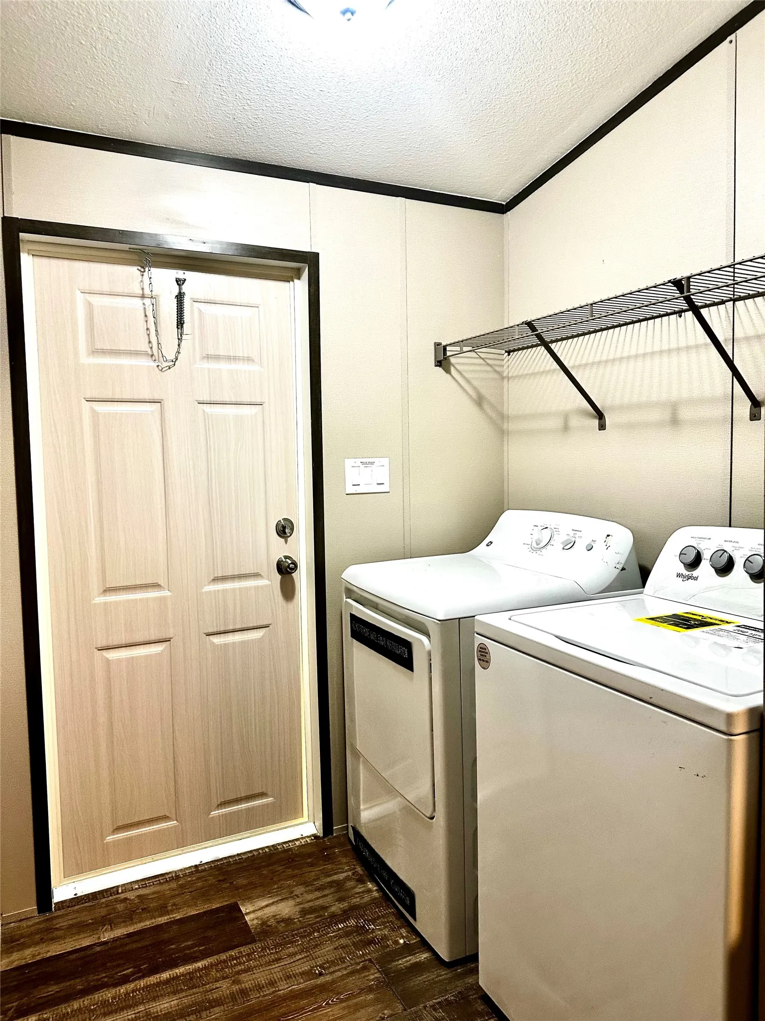 Mobile Home For Sale in Cooke County , 353 Conastoga Road, Valley View, Texas 76272, 5 Bedroom, 5 Bathroom, Garage spaces, 1,193 Sqft, built in 2025, Price $180,000, mls#21230996, Real Estate Agent in Valley View, Homes For Sale in Cooke county, Homes For Sale in Valley View, Realtor in Valley View Texas, Real Estate Brokerage Independent Realty Texas, Luminita Cordes Realtor