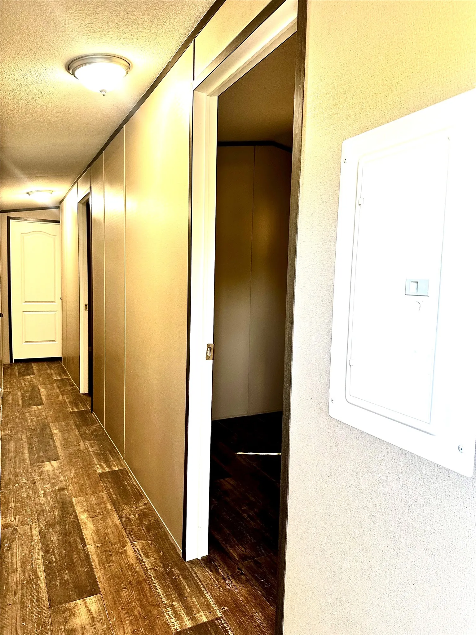 Mobile Home For Sale in Cooke County , 353 Conastoga Road, Valley View, Texas 76272, 5 Bedroom, 5 Bathroom, Garage spaces, 1,193 Sqft, built in 2025, Price $180,000, mls#21230996, Real Estate Agent in Valley View, Homes For Sale in Cooke county, Homes For Sale in Valley View, Realtor in Valley View Texas, Real Estate Brokerage Independent Realty Texas, Luminita Cordes Realtor