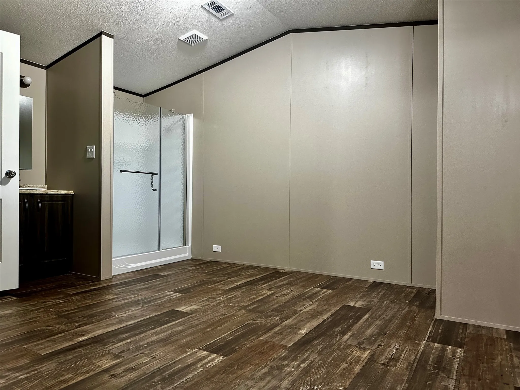 Mobile Home For Sale in Cooke County , 353 Conastoga Road, Valley View, Texas 76272, 5 Bedroom, 5 Bathroom, Garage spaces, 1,193 Sqft, built in 2025, Price $180,000, mls#21230996, Real Estate Agent in Valley View, Homes For Sale in Cooke county, Homes For Sale in Valley View, Realtor in Valley View Texas, Real Estate Brokerage Independent Realty Texas, Luminita Cordes Realtor