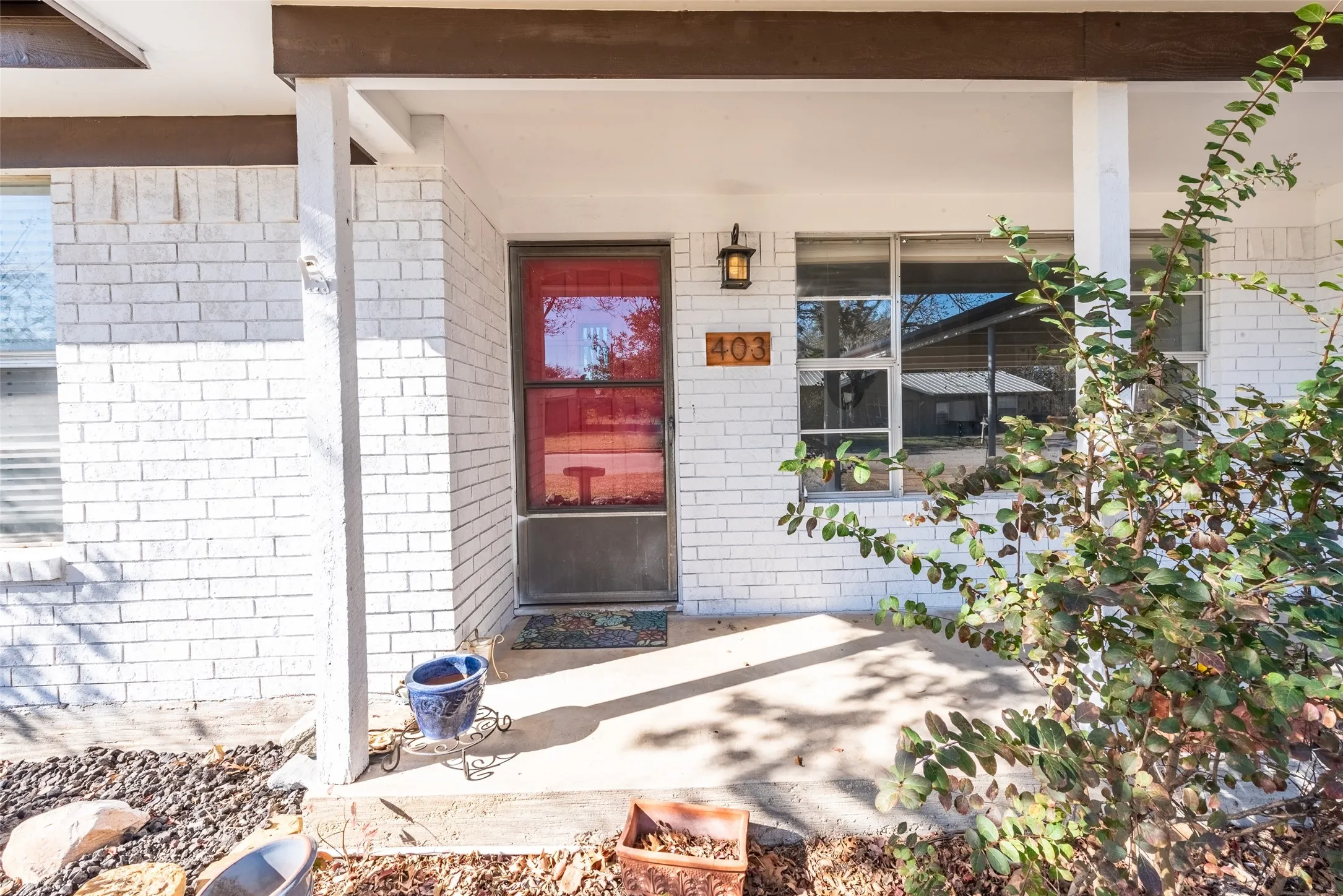 View of property entrance