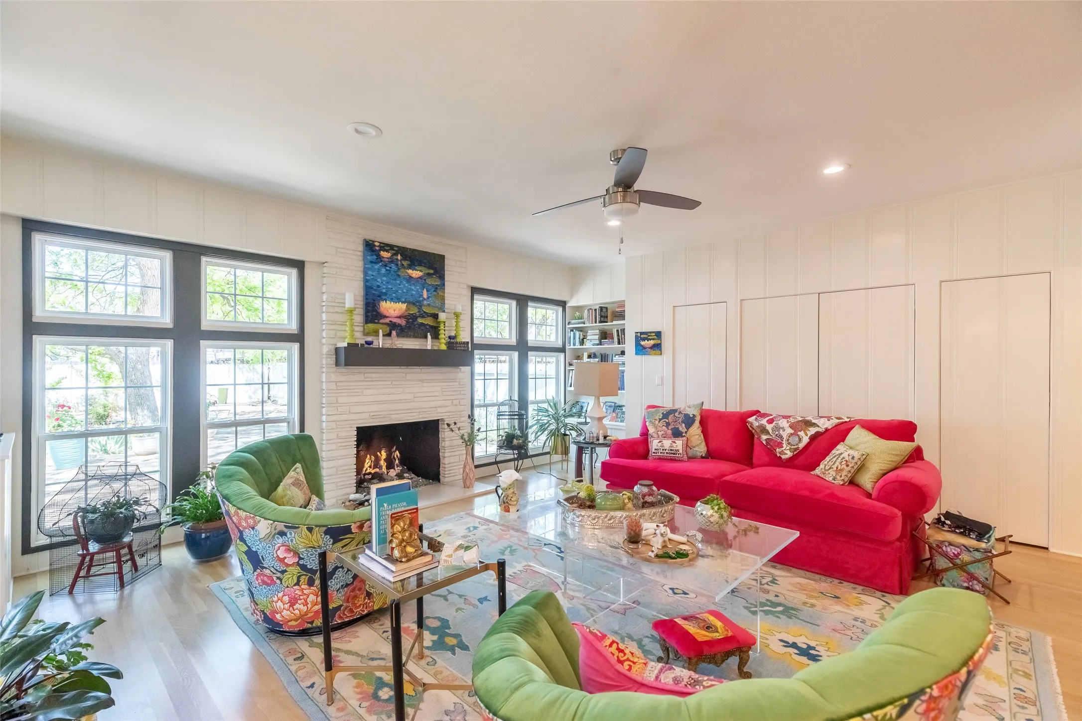 Single Family Residence For Sale in Taylor County , 1182 Glenwood Drive, Abilene, Texas 79605, 3 Bedroom, 2 Bathroom, Garage spaces, 2,092 Sqft, built in 1941, Preowned, mls#21233847, Real Estate Agent in Abilene, Homes For Sale in Taylor county, Homes For Sale in Abilene, Realtor in Abilene Texas, Real Estate Brokerage Independent Realty Texas, Luminita Cordes Realtor