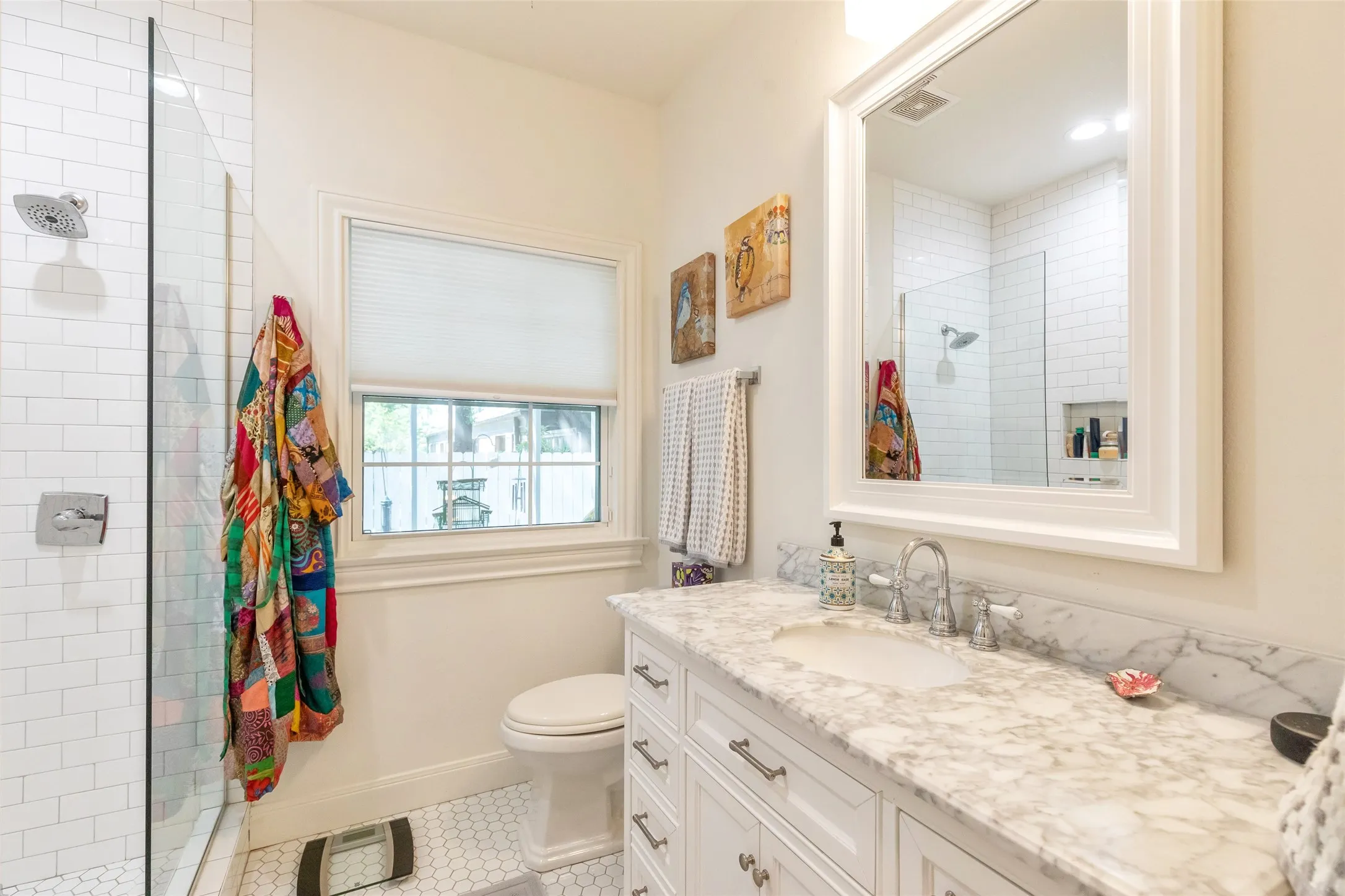 Single Family Residence For Sale in Taylor County , 1182 Glenwood Drive, Abilene, Texas 79605, 3 Bedroom, 2 Bathroom, Garage spaces, 2,092 Sqft, built in 1941, Preowned, mls#21233847, Real Estate Agent in Abilene, Homes For Sale in Taylor county, Homes For Sale in Abilene, Realtor in Abilene Texas, Real Estate Brokerage Independent Realty Texas, Luminita Cordes Realtor