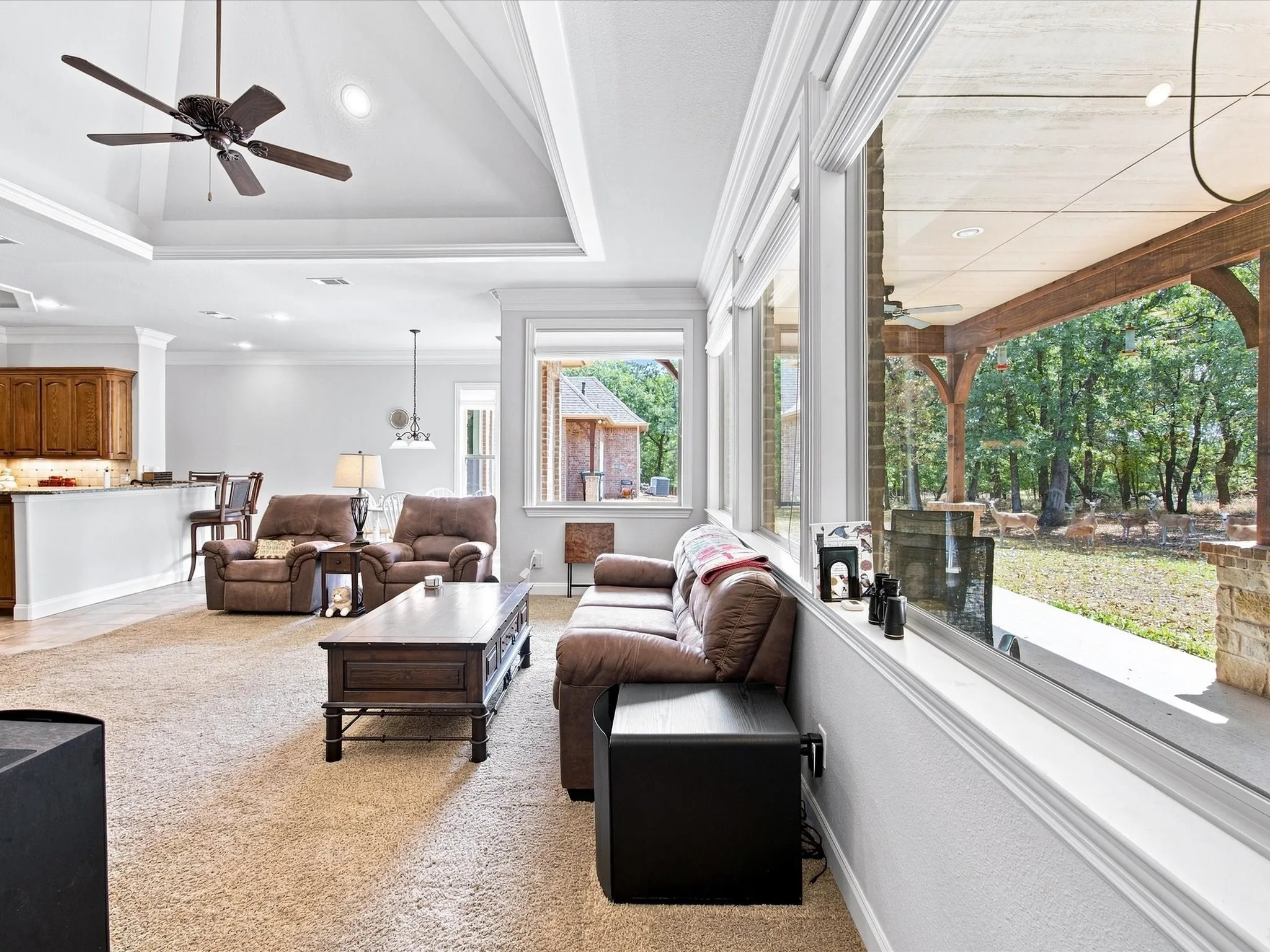 Single Family Residence For Sale in Parker County , 104 Lariat Court, Azle, Texas 76020, 4 Bedroom, 3 Bathroom, 3 Garage spaces, 3,469 Sqft, built in 2007, Preowned, mls#21232281, Real Estate Agent in Azle, Homes For Sale in Parker county, Homes For Sale in Azle, Realtor in Azle Texas, Real Estate Brokerage Independent Realty Texas, Luminita Cordes Realtor