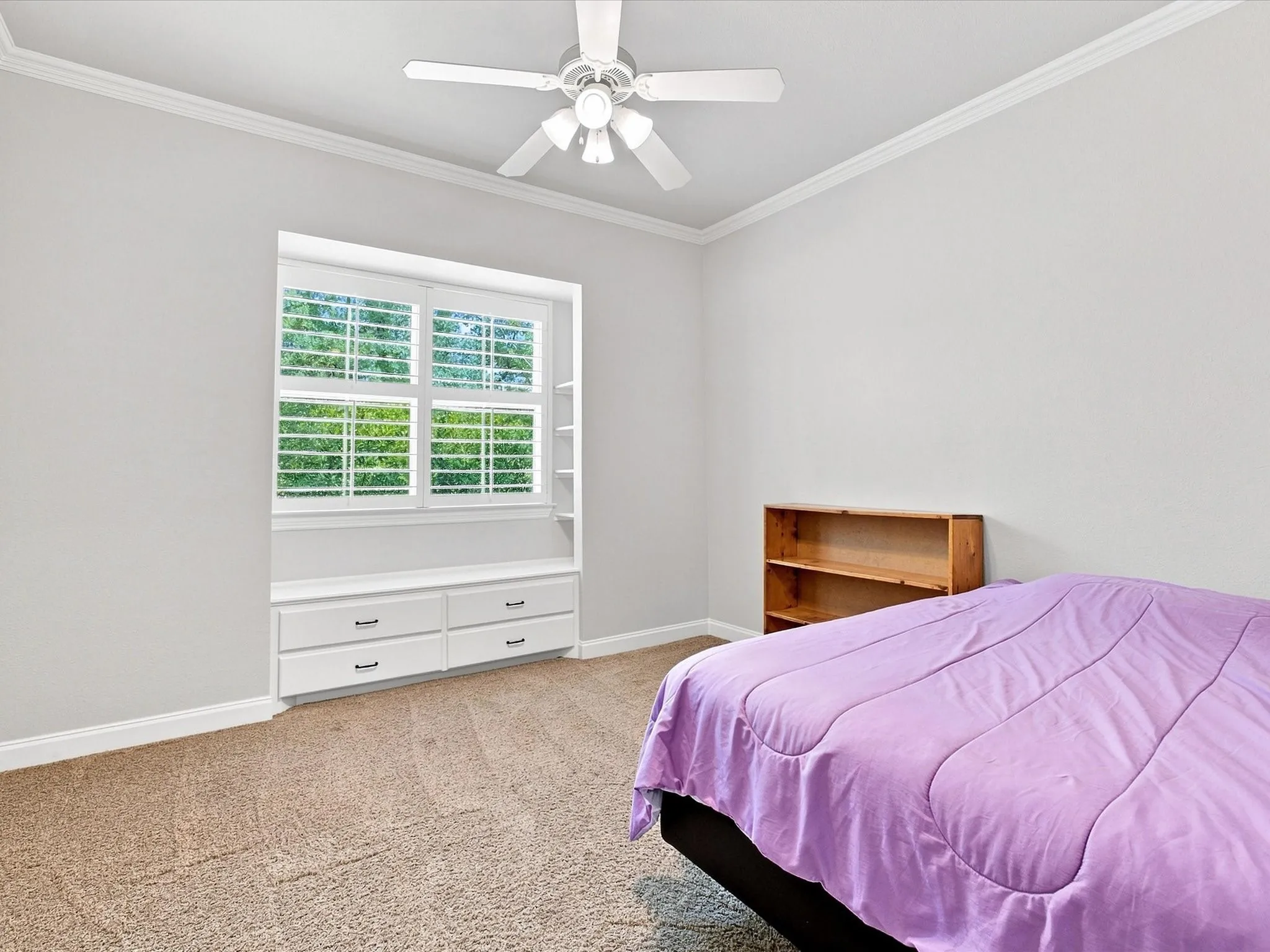 Single Family Residence For Sale in Parker County , 104 Lariat Court, Azle, Texas 76020, 4 Bedroom, 3 Bathroom, 3 Garage spaces, 3,469 Sqft, built in 2007, Preowned, mls#21232281, Real Estate Agent in Azle, Homes For Sale in Parker county, Homes For Sale in Azle, Realtor in Azle Texas, Real Estate Brokerage Independent Realty Texas, Luminita Cordes Realtor