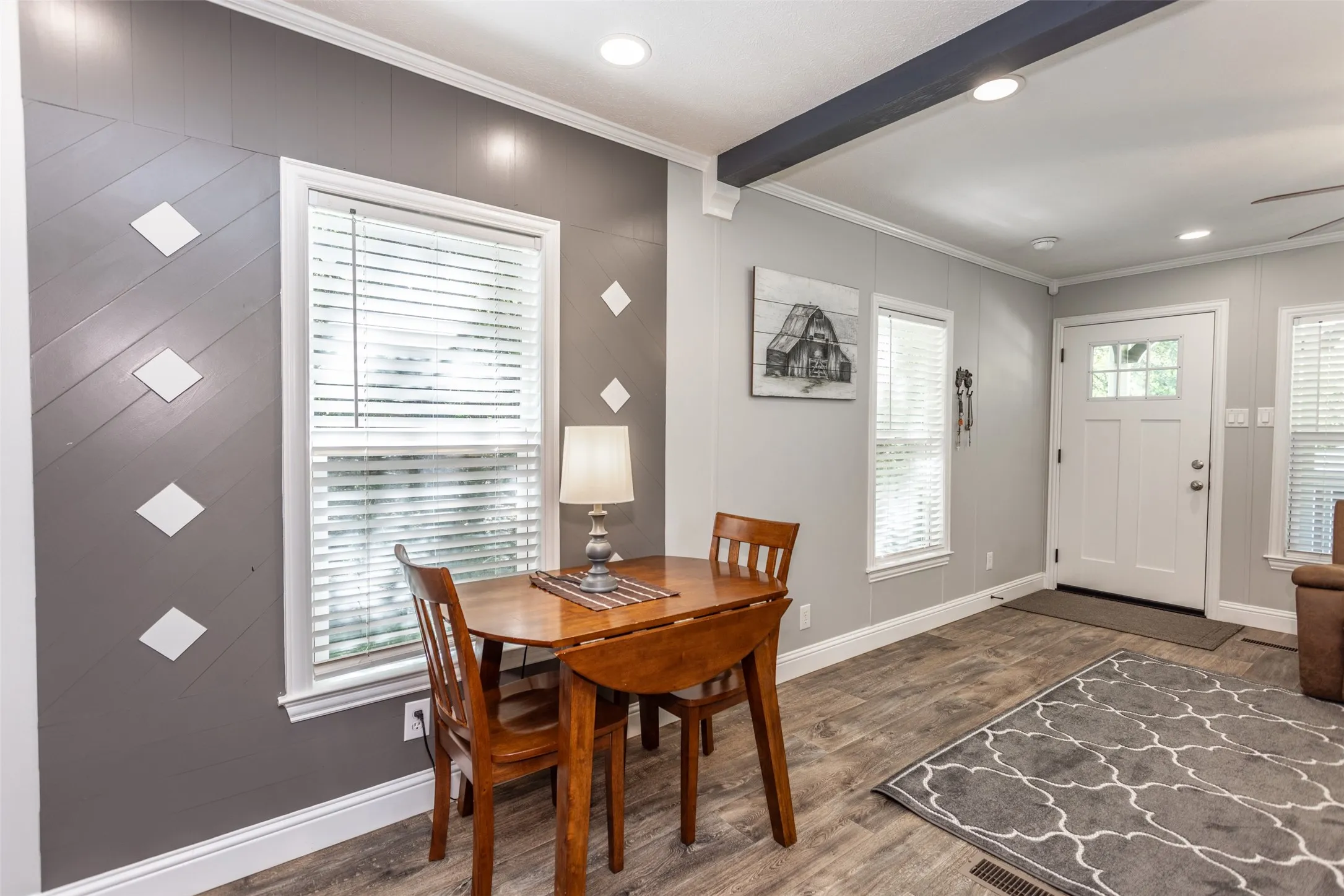 Manufactured Home For Sale in Grayson County , 100 Shawnee Trail Road, Whitesboro, Texas 76273, 2 Bedroom, 2 Bathroom, 4 Garage spaces, 900 Sqft, built in 2019, Preowned, mls#21233430, Real Estate Agent in Whitesboro, Homes For Sale in Grayson county, Homes For Sale in Whitesboro, Realtor in Whitesboro Texas, Real Estate Brokerage Independent Realty Texas, Luminita Cordes Realtor