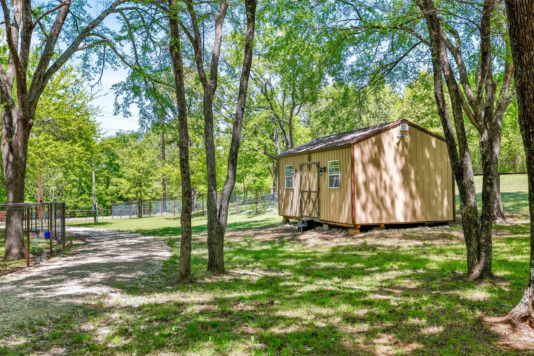 12x24 Storage Buildings, 220 amp, work bench, lighting