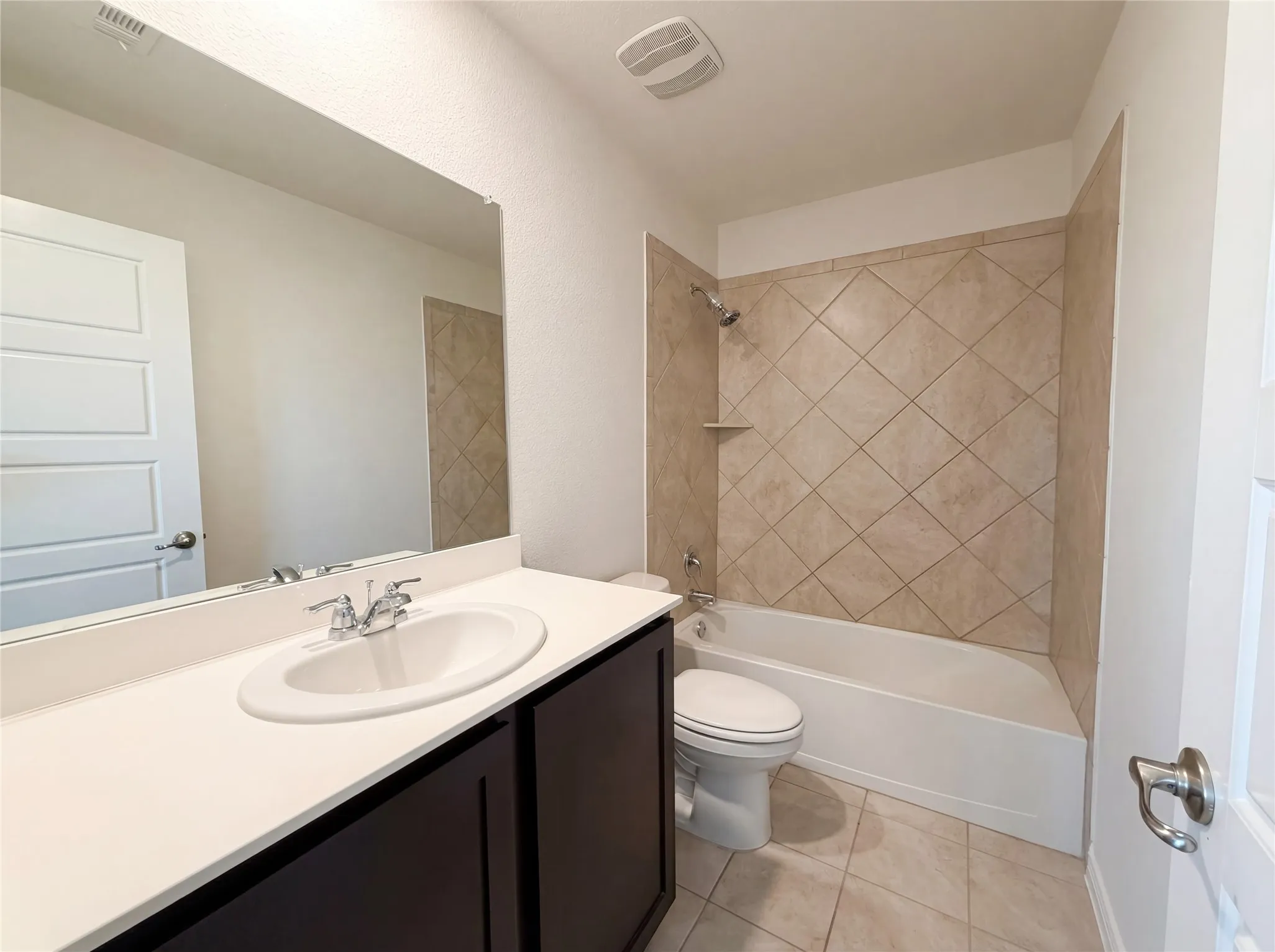 Single Family Residence For Sale in Collin County , 1012 Crepe Myrtle Lane, Anna, Texas 75409, 4 Bedroom, 3 Bathroom, 2 Garage spaces, 2,393 Sqft, built in 2020, Preowned, mls#21234198, Real Estate Agent in Anna, Homes For Sale in Collin county, Homes For Sale in Anna, Realtor in Anna Texas, Real Estate Brokerage Independent Realty Texas, Luminita Cordes Realtor
