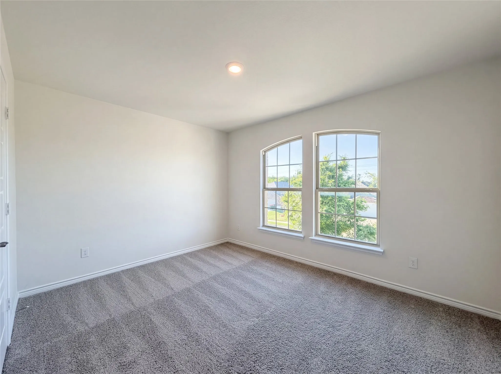 Single Family Residence For Sale in Collin County , 1012 Crepe Myrtle Lane, Anna, Texas 75409, 4 Bedroom, 3 Bathroom, 2 Garage spaces, 2,393 Sqft, built in 2020, Preowned, mls#21234198, Real Estate Agent in Anna, Homes For Sale in Collin county, Homes For Sale in Anna, Realtor in Anna Texas, Real Estate Brokerage Independent Realty Texas, Luminita Cordes Realtor