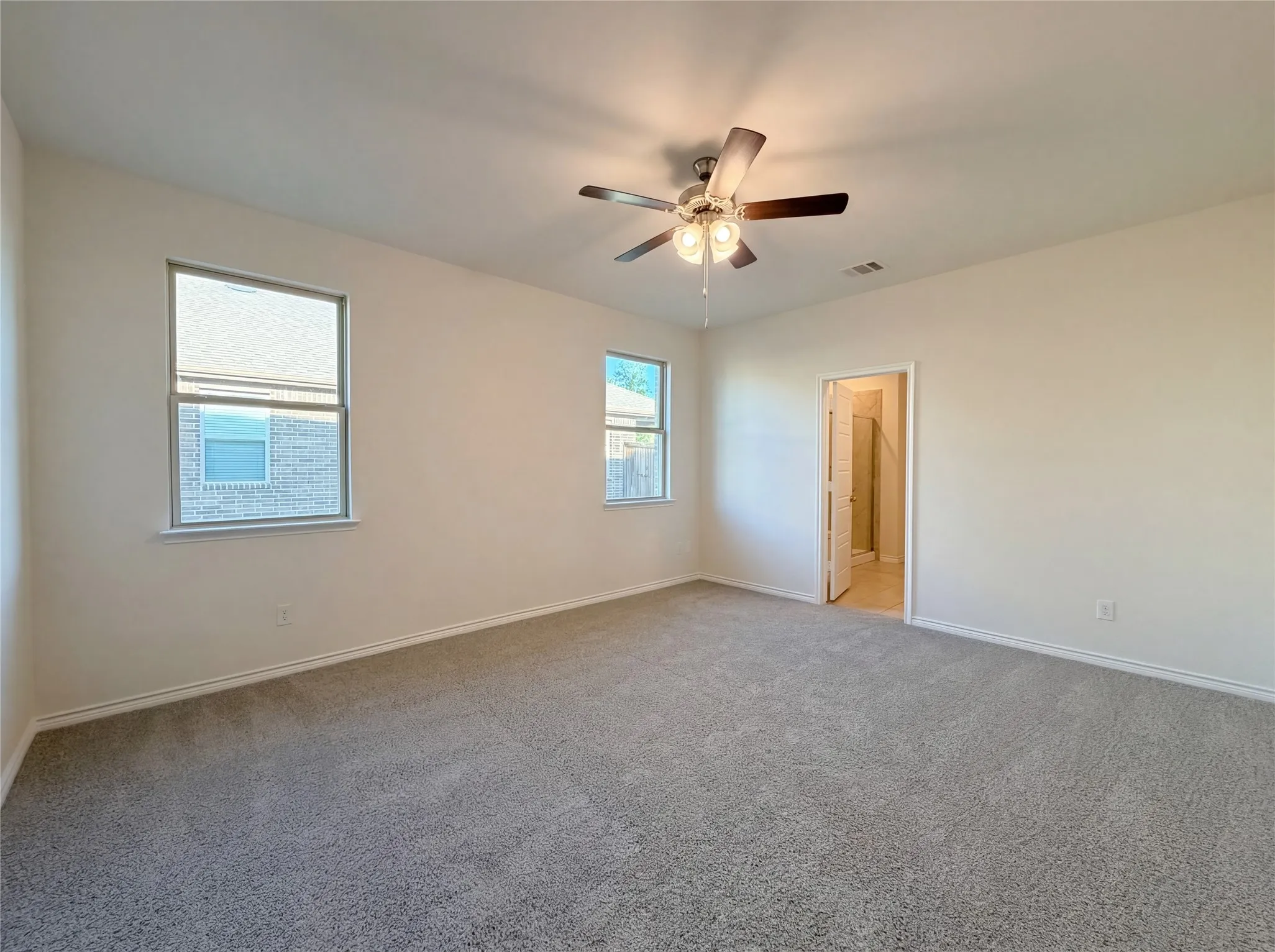 Single Family Residence For Sale in Collin County , 1012 Crepe Myrtle Lane, Anna, Texas 75409, 4 Bedroom, 3 Bathroom, 2 Garage spaces, 2,393 Sqft, built in 2020, Preowned, mls#21234198, Real Estate Agent in Anna, Homes For Sale in Collin county, Homes For Sale in Anna, Realtor in Anna Texas, Real Estate Brokerage Independent Realty Texas, Luminita Cordes Realtor