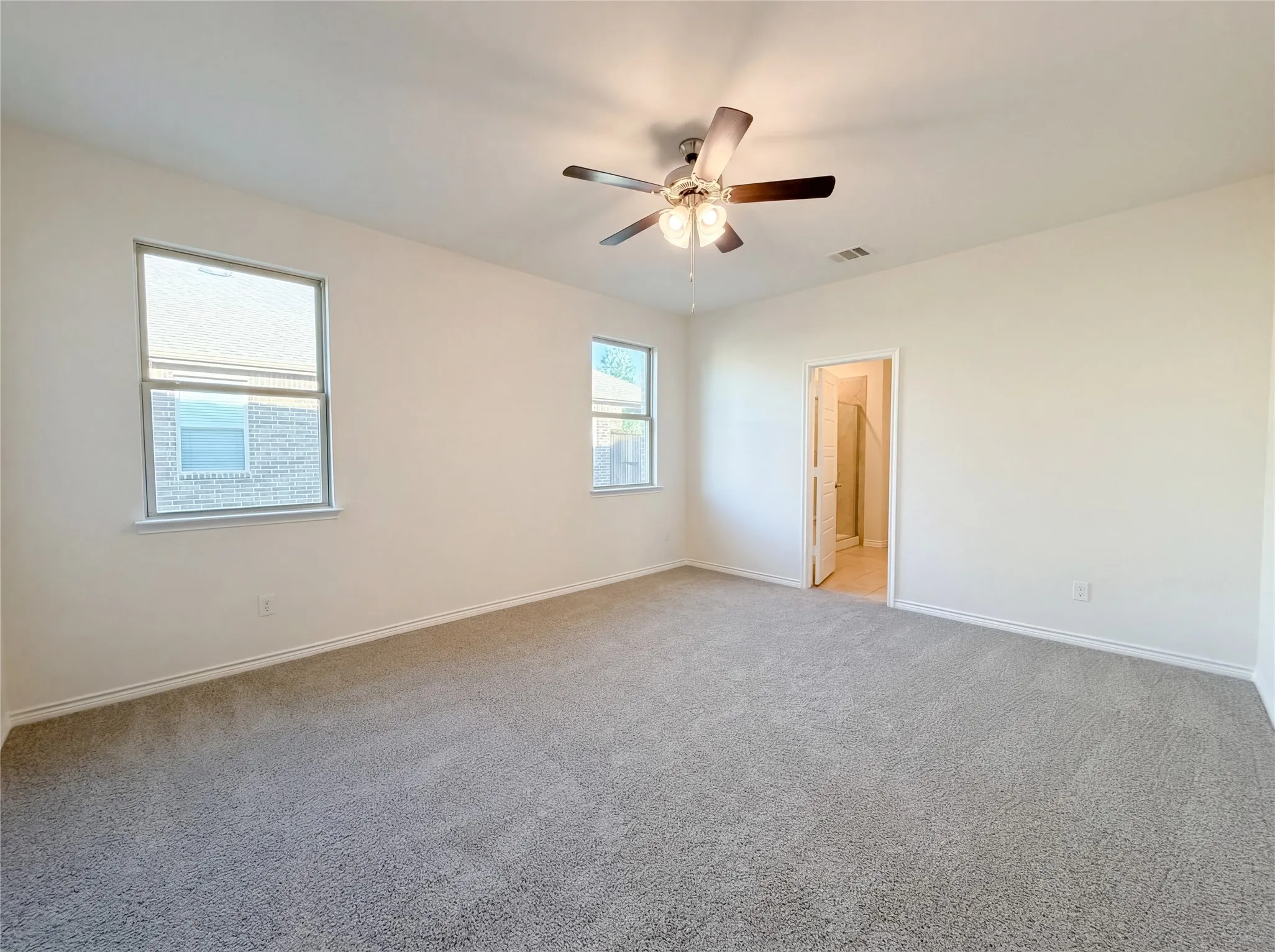 Single Family Residence For Sale in Collin County , 1012 Crepe Myrtle Lane, Anna, Texas 75409, 4 Bedroom, 3 Bathroom, 2 Garage spaces, 2,393 Sqft, built in 2020, Preowned, mls#21234198, Real Estate Agent in Anna, Homes For Sale in Collin county, Homes For Sale in Anna, Realtor in Anna Texas, Real Estate Brokerage Independent Realty Texas, Luminita Cordes Realtor