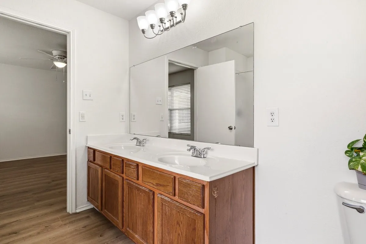 Single Family Residence For Sale in Collin County , 2512 Quail Ridge Road, Melissa, Texas 75454, 3 Bedroom, 2 Bathroom, 2 Garage spaces, 1,798 Sqft, built in 2003, Preowned, Price $310,000, mls#21231968, Real Estate Agent in Melissa, Homes For Sale in Collin county, Homes For Sale in Melissa, Realtor in Melissa Texas, Real Estate Brokerage Independent Realty Texas, Luminita Cordes Realtor