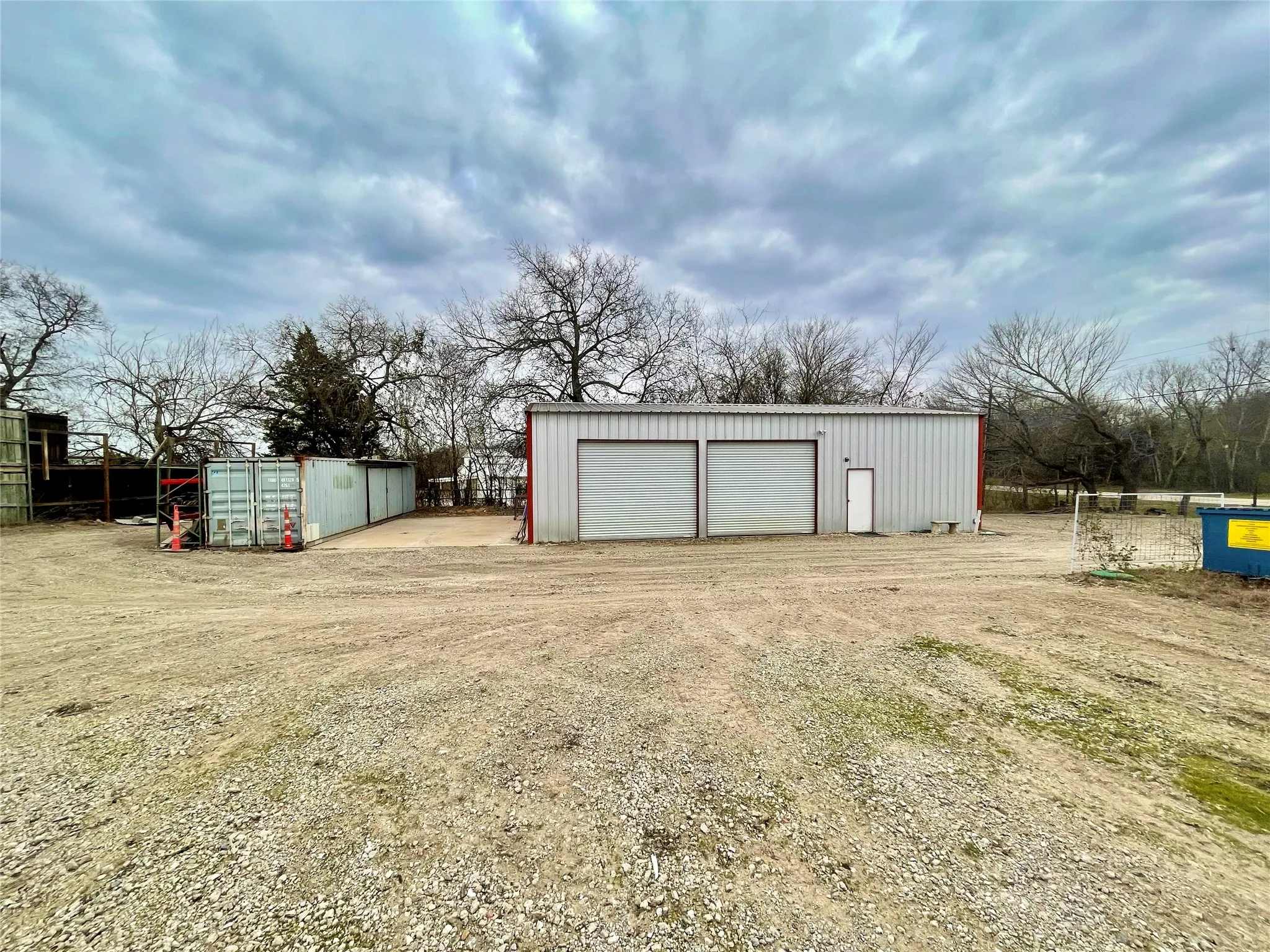 Warehouse For Rent in Grayson County , 5443 Fm 121, Van Alstyne, Texas 75495, 0, 0, Garage spaces, 0 Sqft, built in 2018, Preowned, mls#21234221, Real Estate Agent in Van Alstyne, Homes For Rent in Grayson county, Homes For Rent in Van Alstyne, Realtor in Van Alstyne Texas, Real Estate Brokerage Independent Realty Texas, Luminita Cordes Realtor