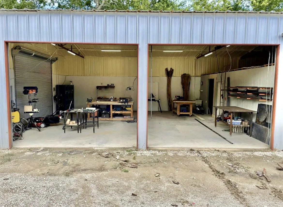 Warehouse For Rent in Grayson County , 5443 Fm 121, Van Alstyne, Texas 75495, 0, 0, Garage spaces, 0 Sqft, built in 2018, Preowned, mls#21234221, Real Estate Agent in Van Alstyne, Homes For Rent in Grayson county, Homes For Rent in Van Alstyne, Realtor in Van Alstyne Texas, Real Estate Brokerage Independent Realty Texas, Luminita Cordes Realtor