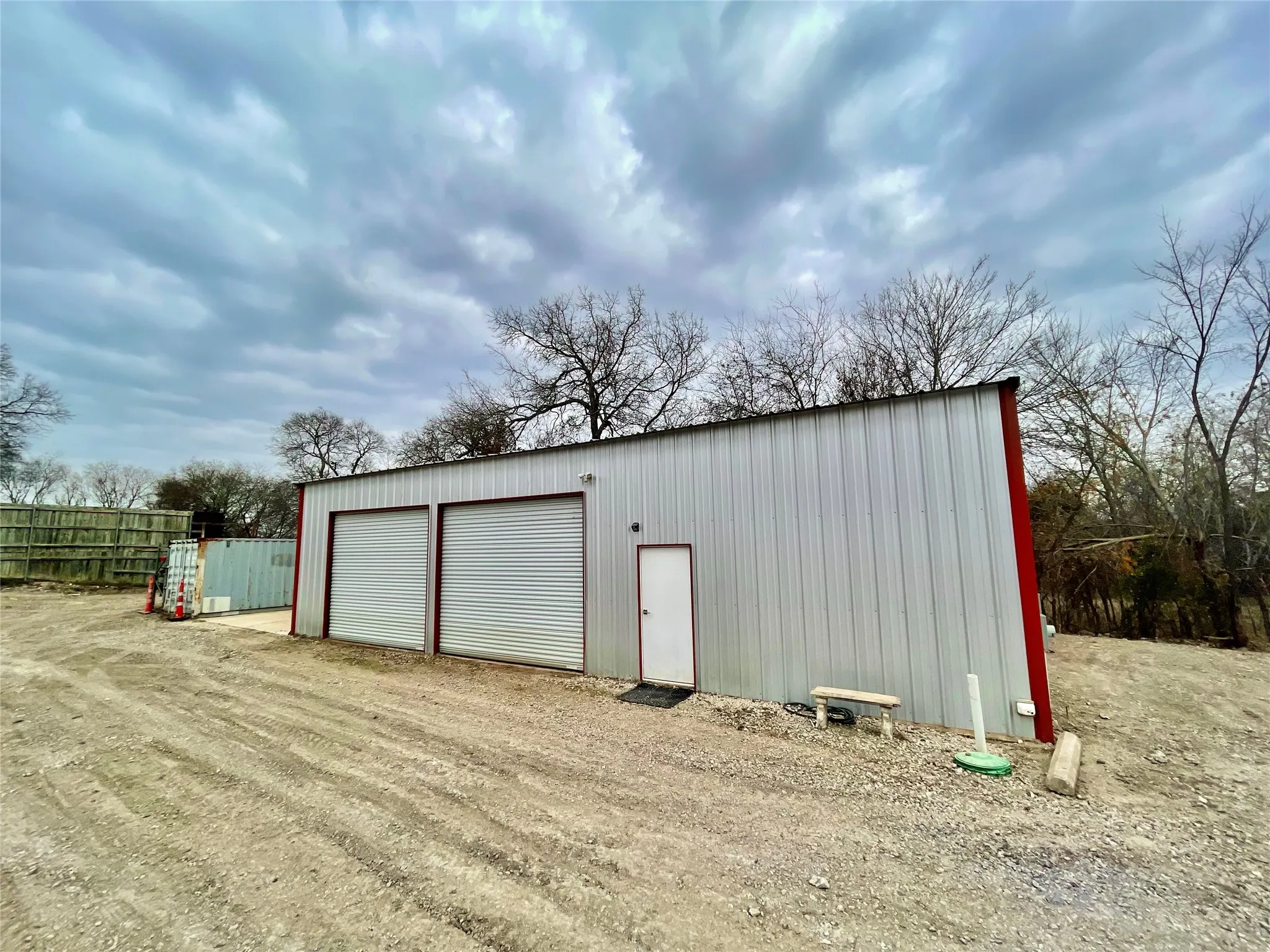 Warehouse For Rent in Grayson County , 5443 Fm 121, Van Alstyne, Texas 75495, 0, 0, Garage spaces, 0 Sqft, built in 2018, Preowned, mls#21234221, Real Estate Agent in Van Alstyne, Homes For Rent in Grayson county, Homes For Rent in Van Alstyne, Realtor in Van Alstyne Texas, Real Estate Brokerage Independent Realty Texas, Luminita Cordes Realtor