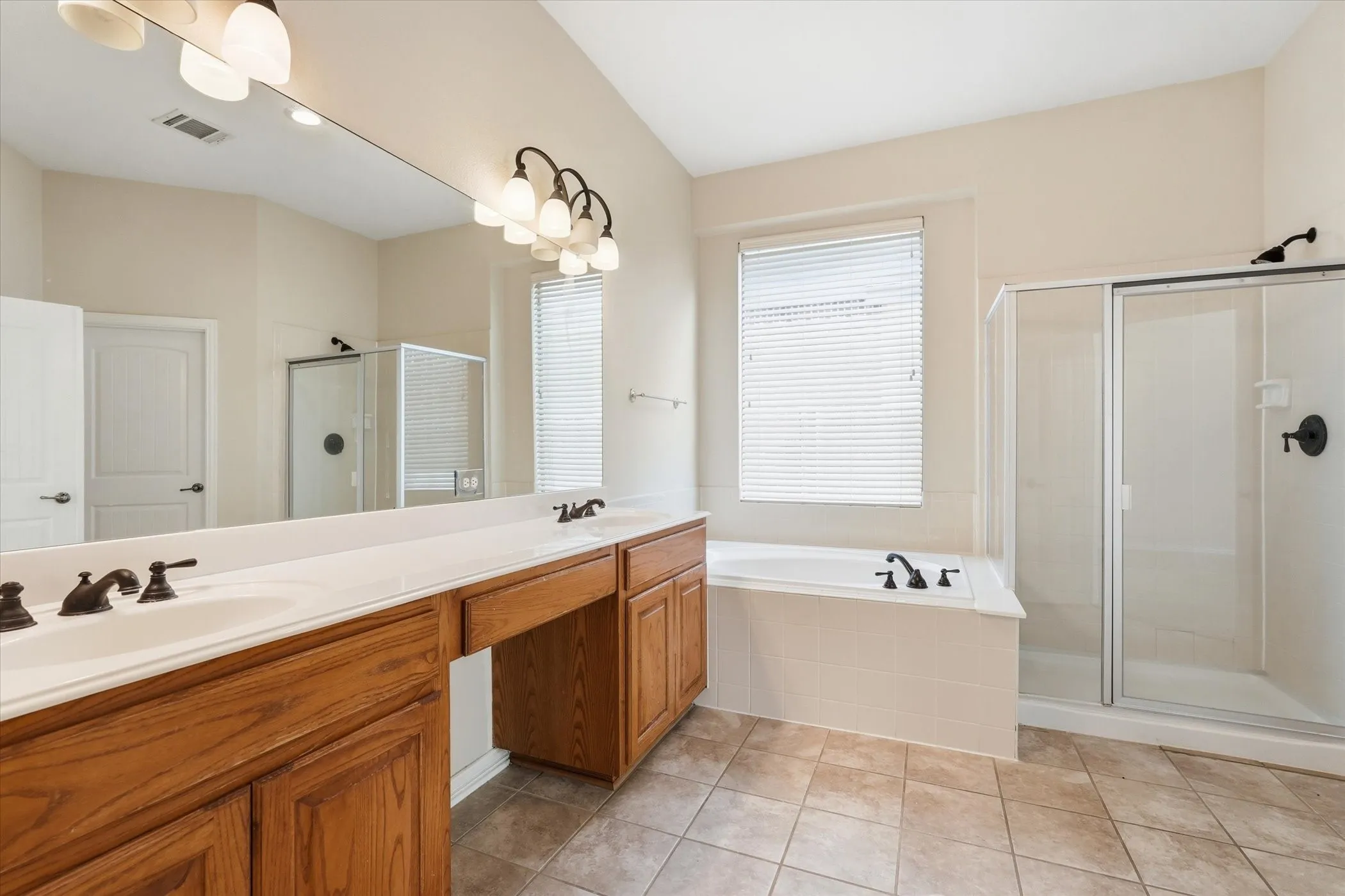 Master Suite Bathroom