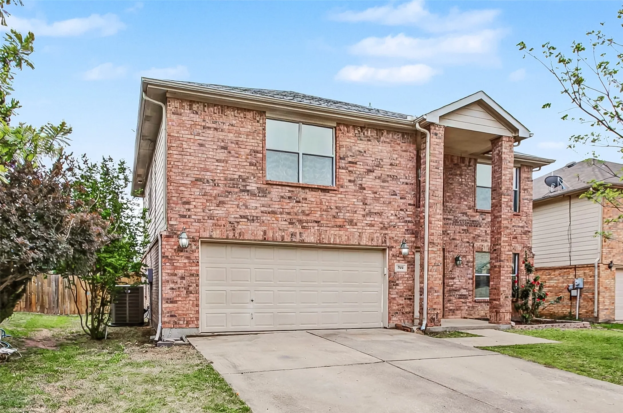 Single Family Residence For Sale in Tarrant County , 504 Tweeter Drive, Fort Worth, Texas 76108, 3 Bedroom, 3 Bathroom, 2 Garage spaces, 2,482 Sqft, built in 2005, Preowned, mls#21230005, Real Estate Agent in Fort Worth, Homes For Sale in Tarrant county, Homes For Sale in Fort Worth, Realtor in Fort Worth Texas, Real Estate Brokerage Independent Realty Texas, Luminita Cordes Realtor