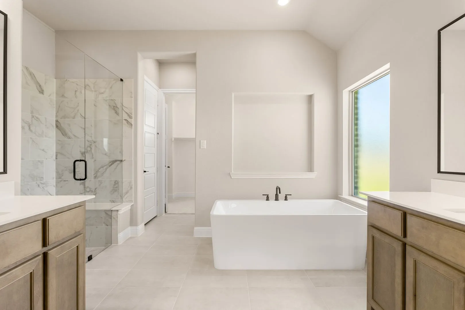 DFW-Mockingbird Hills-Concept 2623-23 Old Crow Road-Primary Suite-Risewell Homes-3