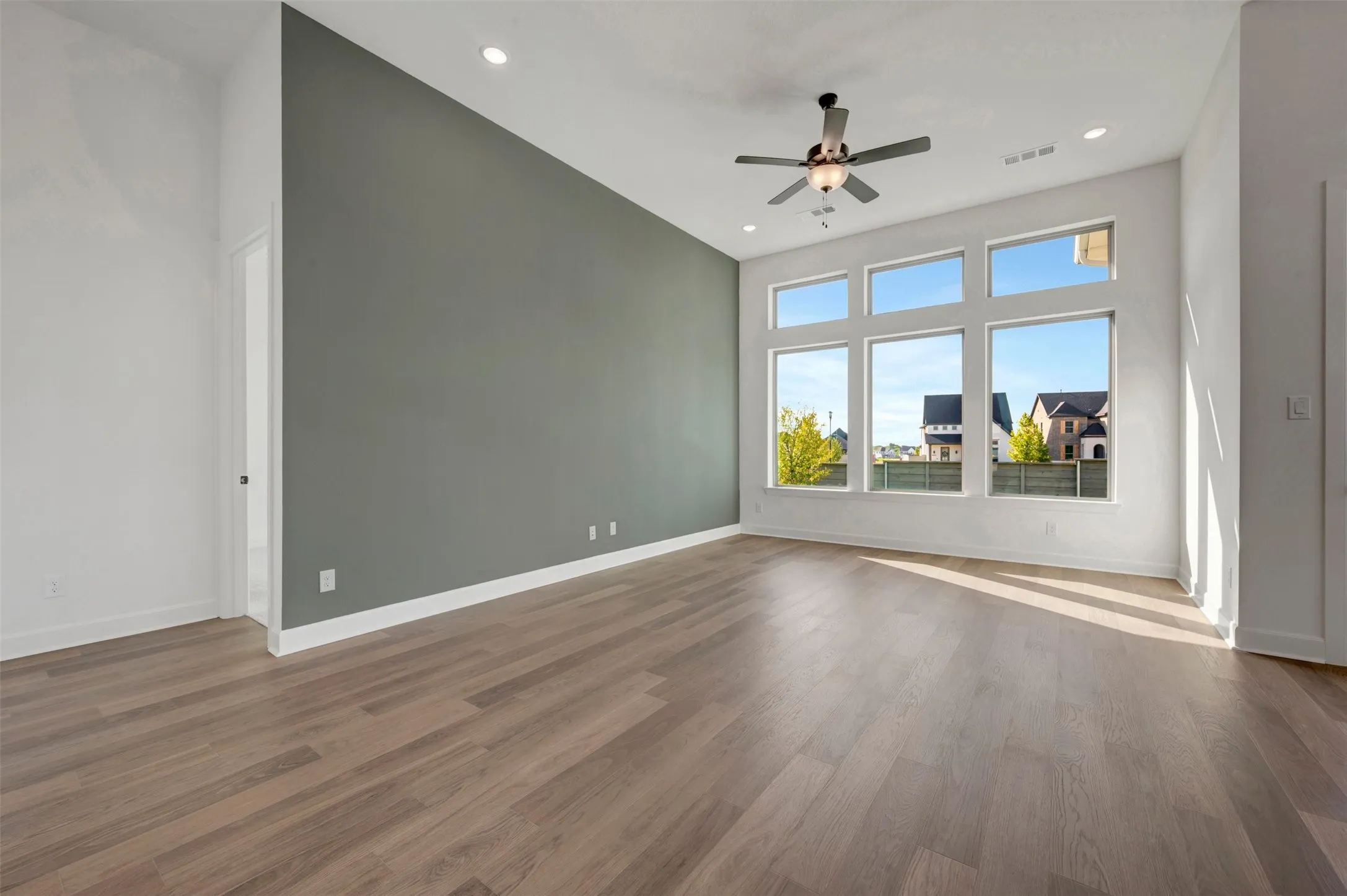 Single Family Residence For Sale in Denton County , 8708 Chestnut Lane, Justin, Texas 76247, 4 Bedroom, 3 Bathroom, 2 Garage spaces, 2,353 Sqft, built in 2026, mls#21234332, Real Estate Agent in Justin, Homes For Sale in Denton county, Homes For Sale in Justin, Realtor in Justin Texas, Real Estate Brokerage Independent Realty Texas, Luminita Cordes Realtor