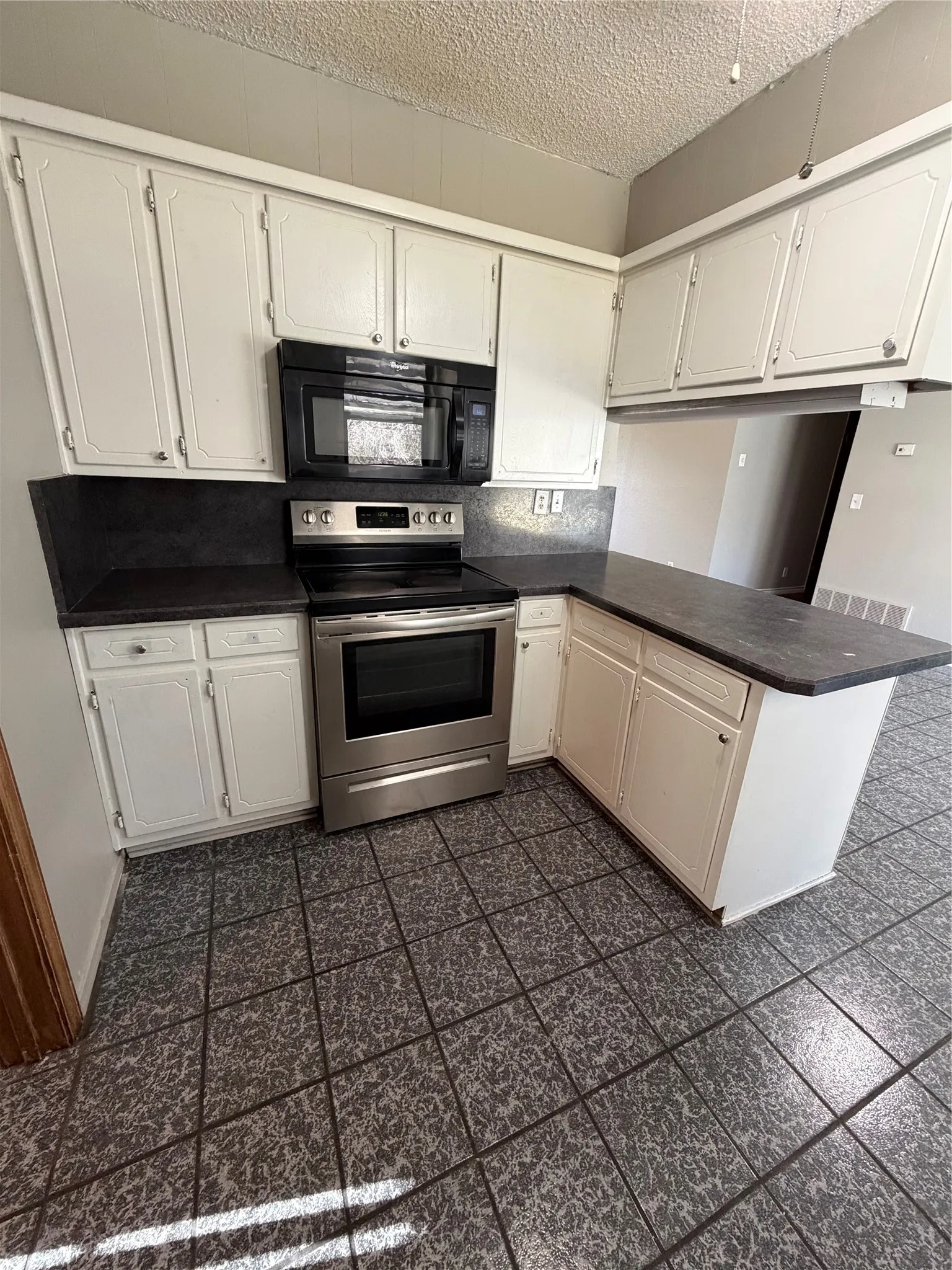For Sale in Wise County , 813 County Road 3680, Paradise, Texas 76073, 0, 0, Garage spaces, 0 Sqft, built in 1979, Preowned, Price $595,000, mls#21232280, Real Estate Agent in Paradise, Homes For Sale in Wise county, Homes For Sale in Paradise, Realtor in Paradise Texas, Real Estate Brokerage Independent Realty Texas, Luminita Cordes Realtor
