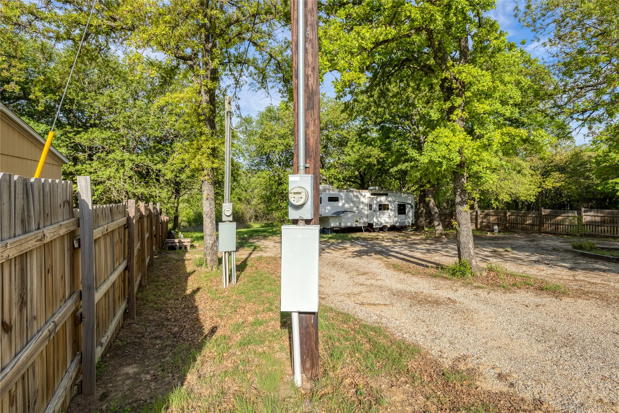 For Sale in Wise County , 813 County Road 3680, Paradise, Texas 76073, 0, 0, Garage spaces, 0 Sqft, built in 1979, Preowned, Price $595,000, mls#21232280, Real Estate Agent in Paradise, Homes For Sale in Wise county, Homes For Sale in Paradise, Realtor in Paradise Texas, Real Estate Brokerage Independent Realty Texas, Luminita Cordes Realtor