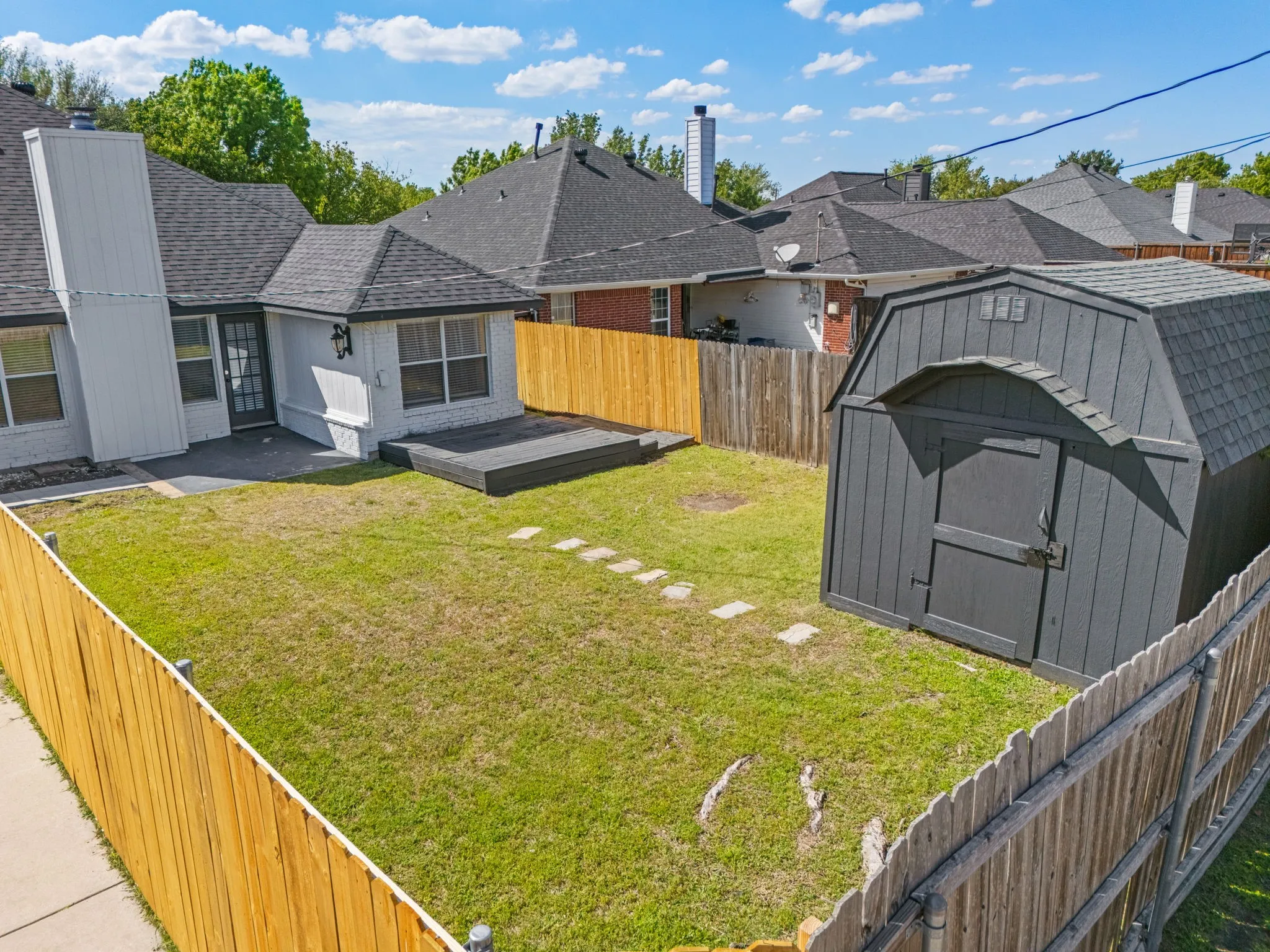 Single Family Residence For Sale in Collin County , 709 Flagstone Way, Wylie, Texas 75098, 3 Bedroom, 2 Bathroom, Garage spaces, 1,654 Sqft, built in 1996, Preowned, mls#21229761, Real Estate Agent in Wylie, Homes For Sale in Collin county, Homes For Sale in Wylie, Realtor in Wylie Texas, Real Estate Brokerage Independent Realty Texas, Luminita Cordes Realtor