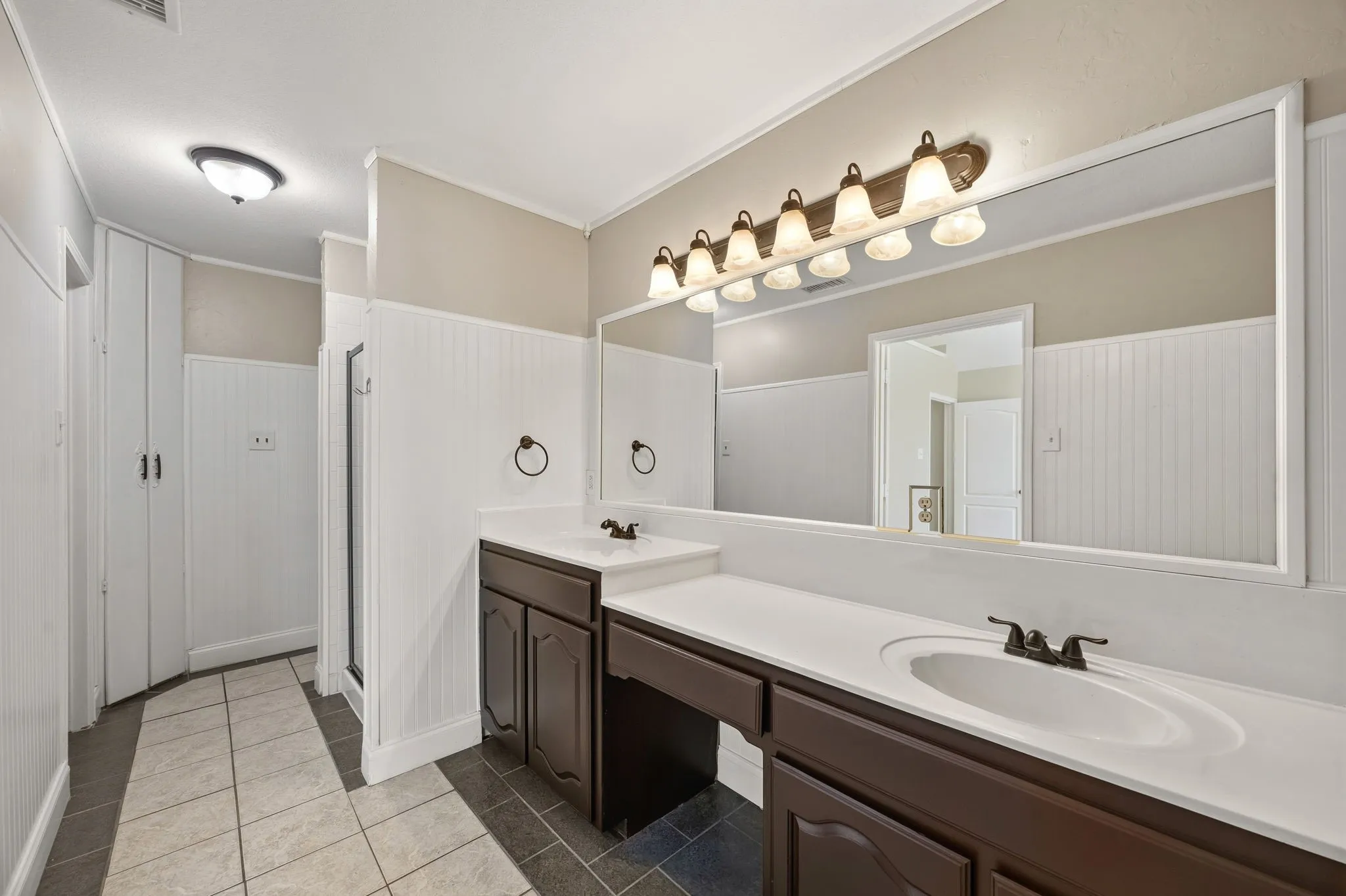 Single Family Residence For Sale in Collin County , 709 Flagstone Way, Wylie, Texas 75098, 3 Bedroom, 2 Bathroom, Garage spaces, 1,654 Sqft, built in 1996, Preowned, mls#21229761, Real Estate Agent in Wylie, Homes For Sale in Collin county, Homes For Sale in Wylie, Realtor in Wylie Texas, Real Estate Brokerage Independent Realty Texas, Luminita Cordes Realtor