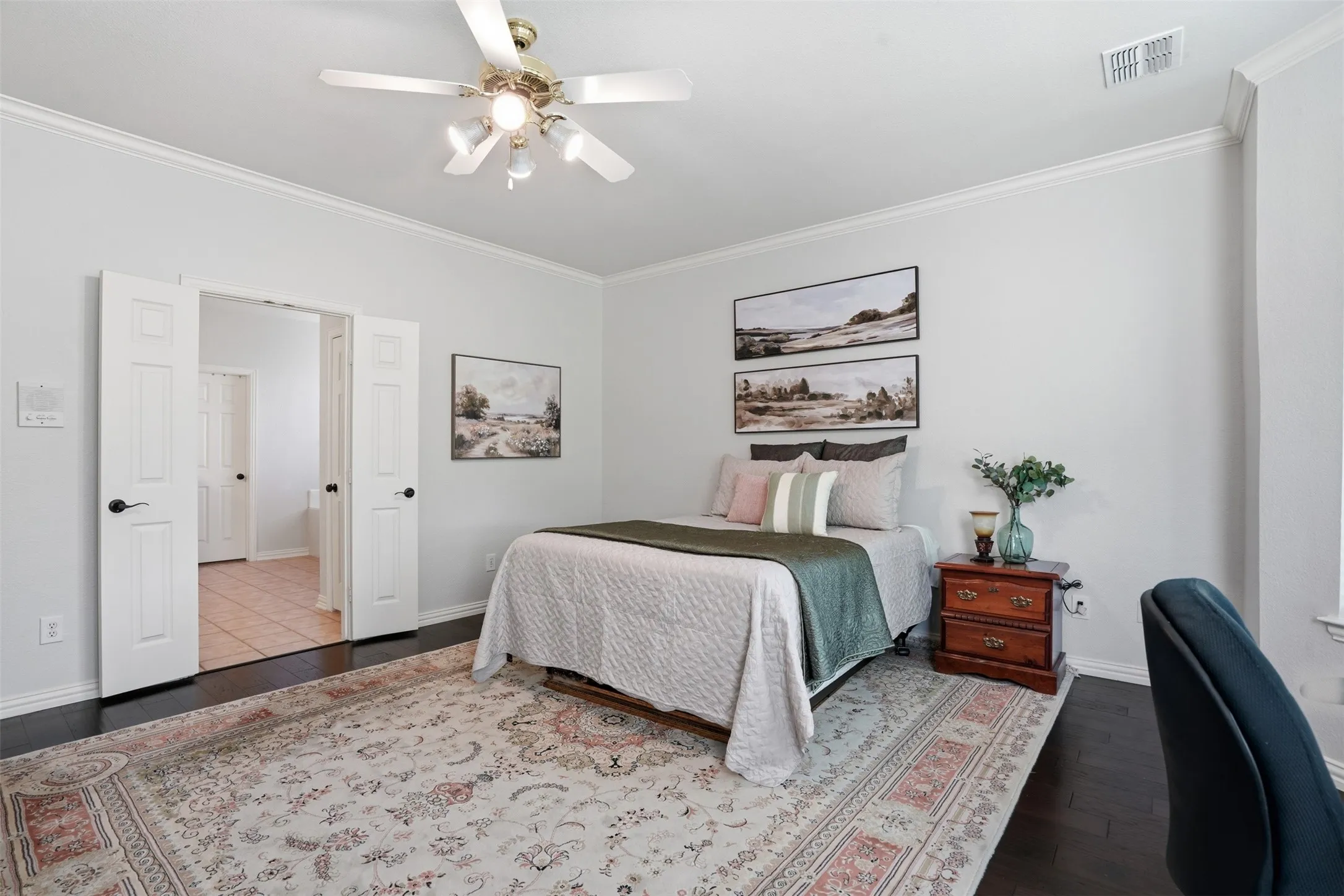 Single Family Residence For Sale in Collin County , 913 Royal Oaks Drive, Mc Kinney, Texas 75072, 5 Bedroom, 4 Bathroom, 2 Garage spaces, 3,416 Sqft, built in 2004, Preowned, mls#21234167, Real Estate Agent in Mc Kinney, Homes For Sale in Collin county, Homes For Sale in Mc Kinney, Realtor in Mc Kinney Texas, Real Estate Brokerage Independent Realty Texas, Luminita Cordes Realtor