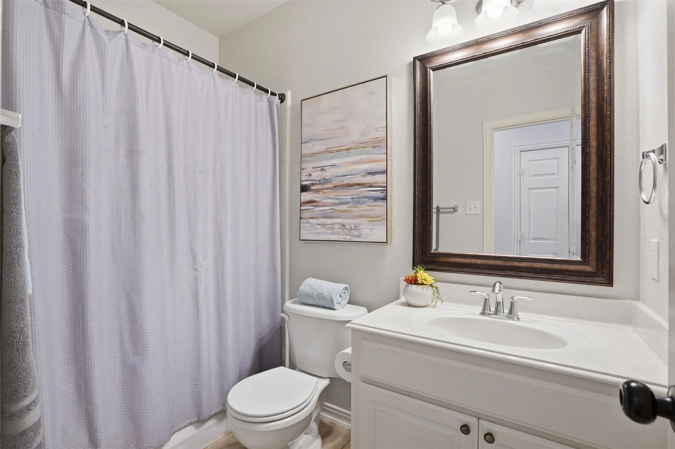 Single Family Residence For Sale in Collin County , 913 Royal Oaks Drive, Mc Kinney, Texas 75072, 5 Bedroom, 4 Bathroom, 2 Garage spaces, 3,416 Sqft, built in 2004, Preowned, mls#21234167, Real Estate Agent in Mc Kinney, Homes For Sale in Collin county, Homes For Sale in Mc Kinney, Realtor in Mc Kinney Texas, Real Estate Brokerage Independent Realty Texas, Luminita Cordes Realtor