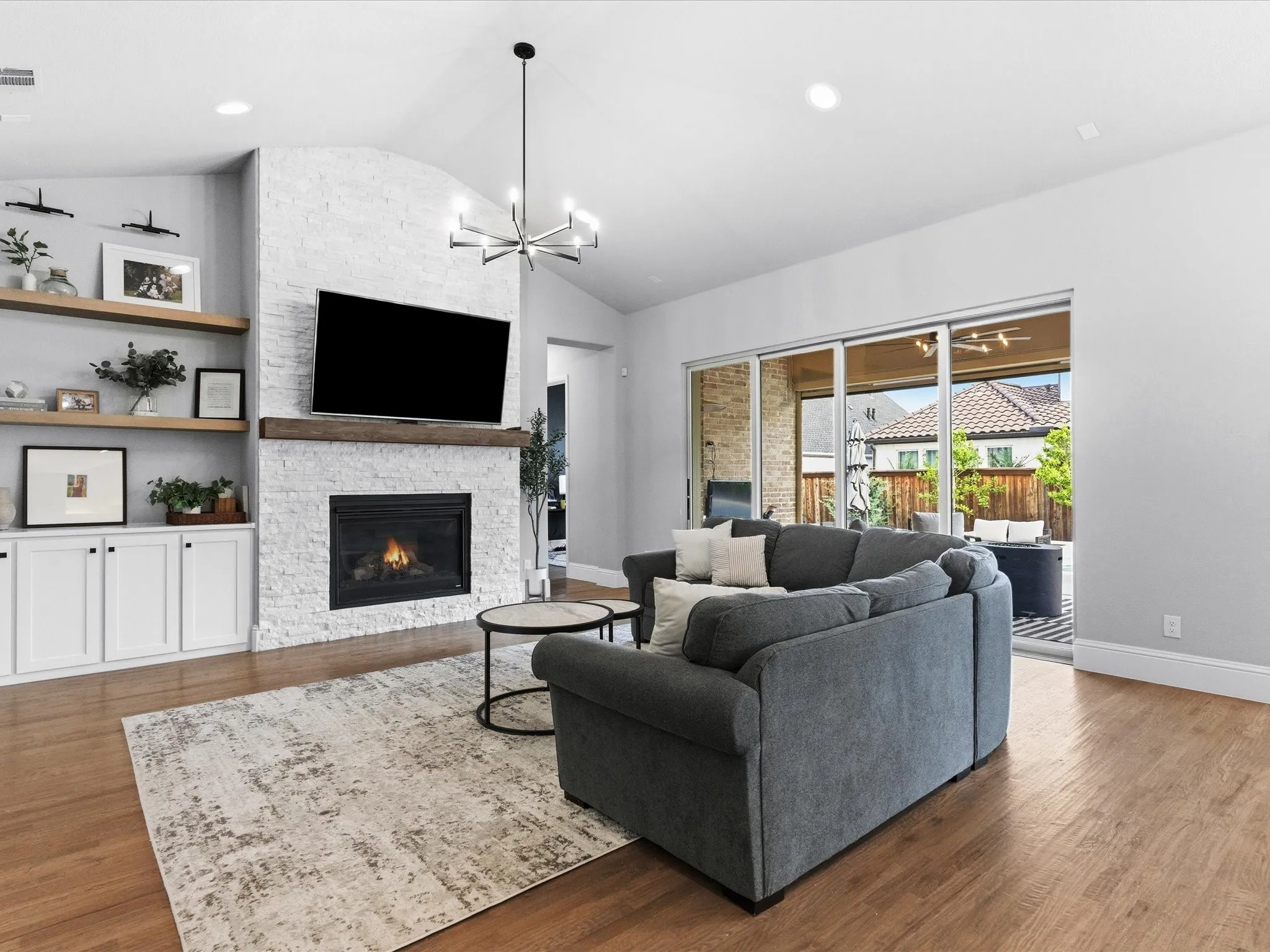 Single Family Residence For Sale in Collin County , 2180 Ivywood Lane, Prosper, Texas 75078, 4 Bedroom, 4 Bathroom, 3 Garage spaces, 3,469 Sqft, built in 2021, mls#21234438, Real Estate Agent in Prosper, Homes For Sale in Collin county, Homes For Sale in Prosper, Realtor in Prosper Texas, Real Estate Brokerage Independent Realty Texas, Luminita Cordes Realtor