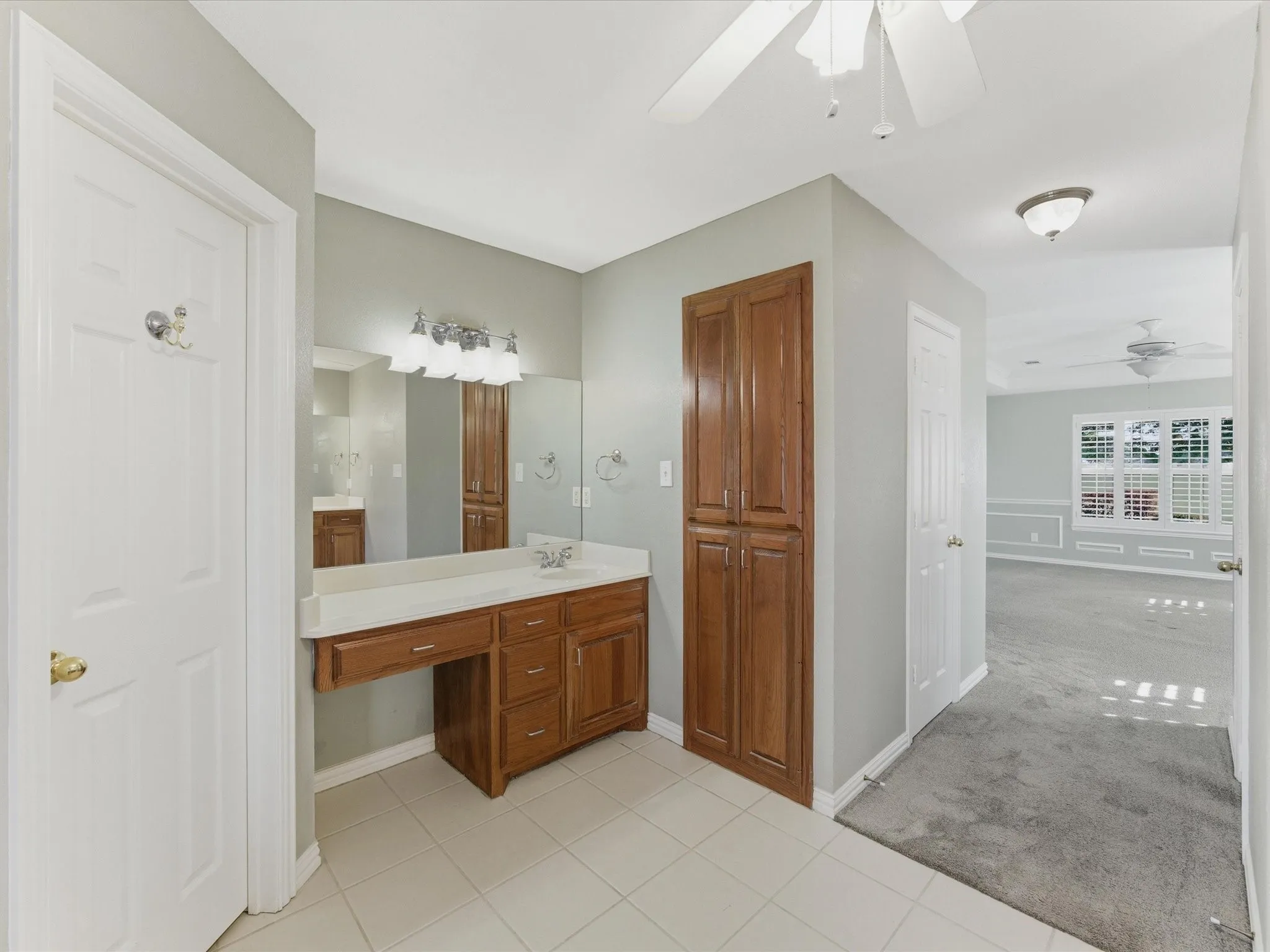 Single Family Residence For Sale in Ellis County , 6671 Fm 660, Ennis, Texas 75119, 4 Bedroom, 2 Bathroom, 3 Garage spaces, 2,640 Sqft, built in 2006, mls#21231402, Real Estate Agent in Ennis, Homes For Sale in Ellis county, Homes For Sale in Ennis, Realtor in Ennis Texas, Real Estate Brokerage Independent Realty Texas, Luminita Cordes Realtor