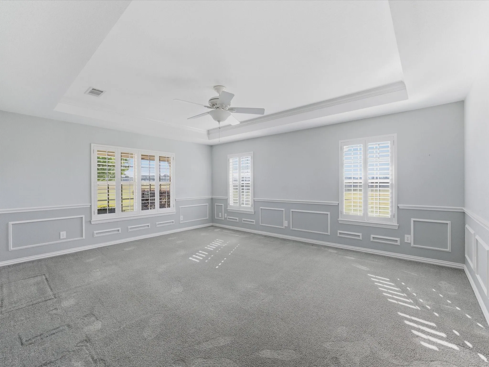 Single Family Residence For Sale in Ellis County , 6671 Fm 660, Ennis, Texas 75119, 4 Bedroom, 2 Bathroom, 3 Garage spaces, 2,640 Sqft, built in 2006, mls#21231402, Real Estate Agent in Ennis, Homes For Sale in Ellis county, Homes For Sale in Ennis, Realtor in Ennis Texas, Real Estate Brokerage Independent Realty Texas, Luminita Cordes Realtor