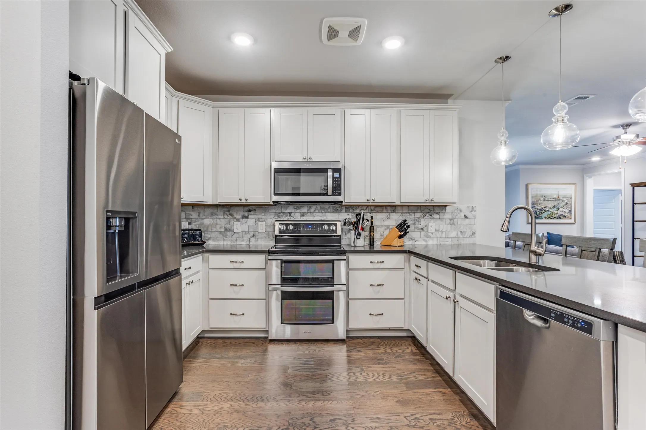 Condominium For Sale in Collin County , 651 N Watters Road 1206, Allen, Texas 75013, 3 Bedroom, 2 Bathroom, 1 Garage spaces, 2,063 Sqft, built in 2022, Preowned, mls#21232760, Real Estate Agent in Allen, Homes For Sale in Collin county, Homes For Sale in Allen, Realtor in Allen Texas, Real Estate Brokerage Independent Realty Texas, Luminita Cordes Realtor
