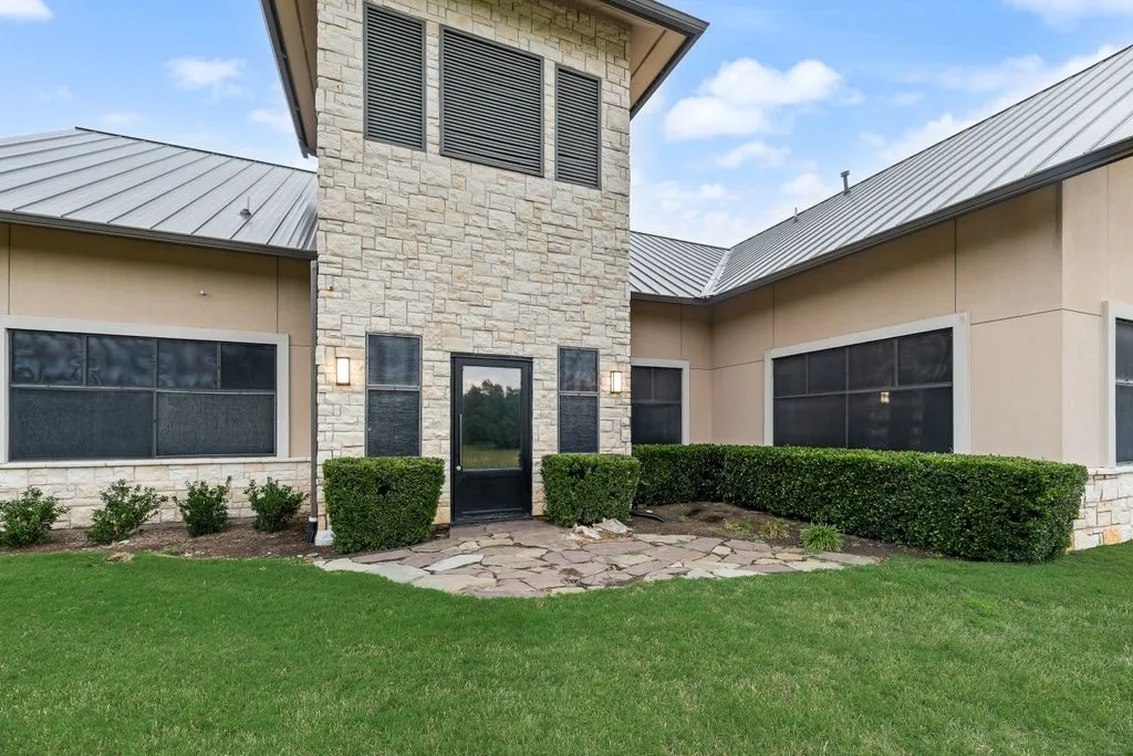 Office For Rent in Collin County , 5052 Tennyson Parkway 100, Plano, Texas 75024, 0, 0, Garage spaces, 0 Sqft, built in 2005, Preowned, mls#21234482, Real Estate Agent in Plano, Homes For Rent in Collin county, Homes For Rent in Plano, Realtor in Plano Texas, Real Estate Brokerage Independent Realty Texas, Luminita Cordes Realtor